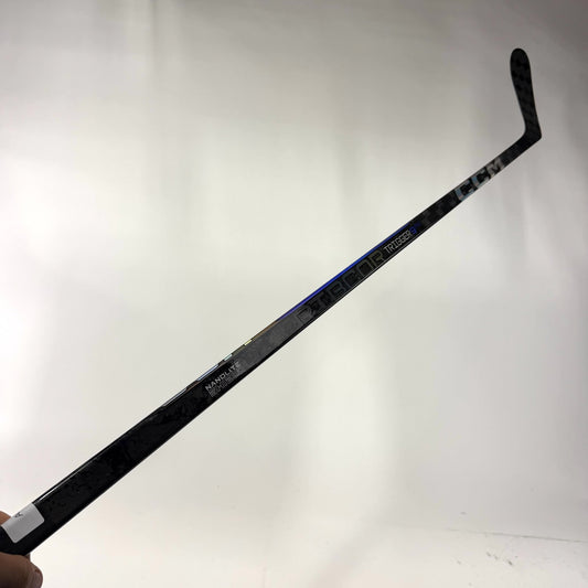 New Left CCM Ribcor Trigger 9 Pro | 75 Flex P28 Curve Grip | AB825
