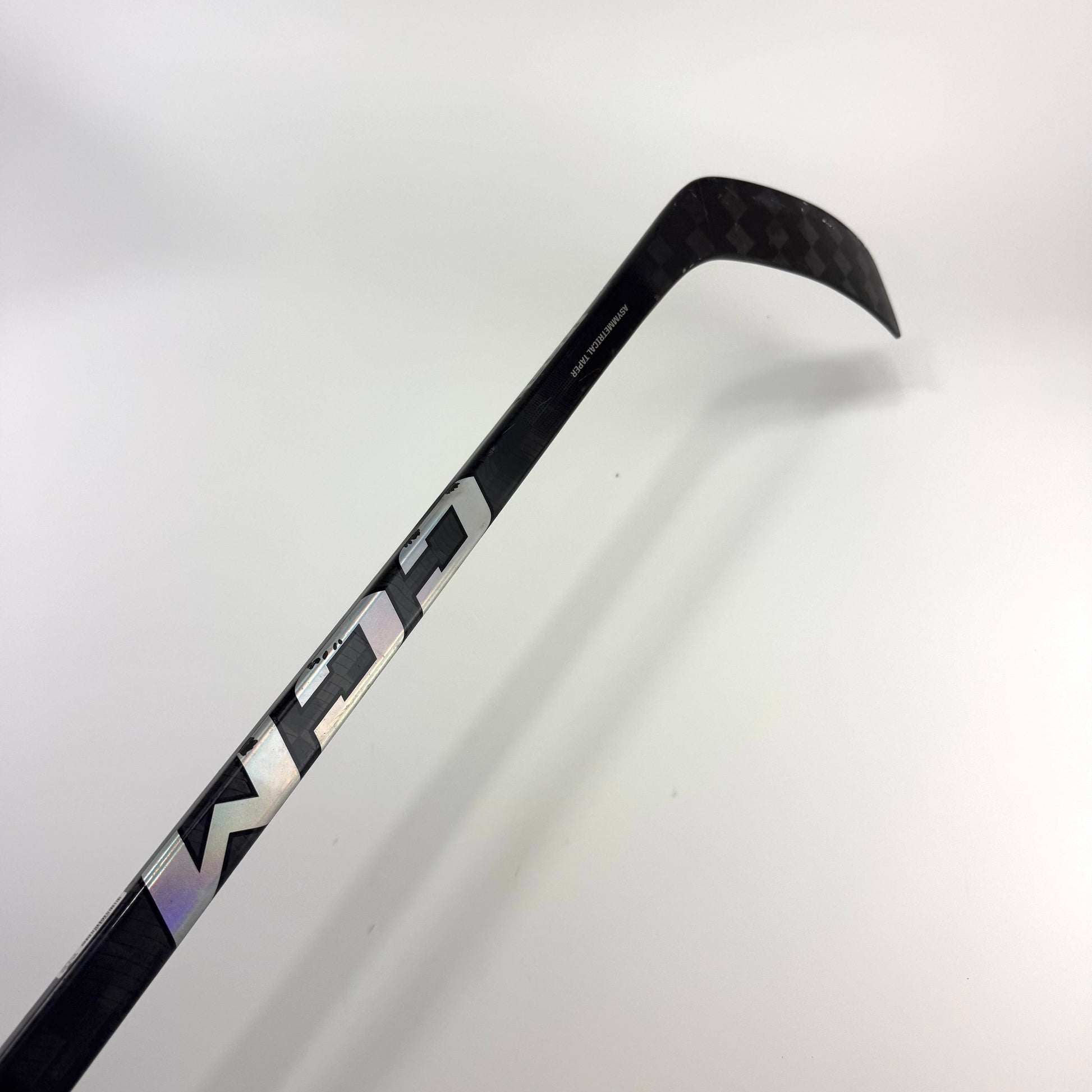 Used Left CCM Ribcor Trigger 8 Pro | 80 Flex P28 Curve Grip | A217 - Top Flight Hockey