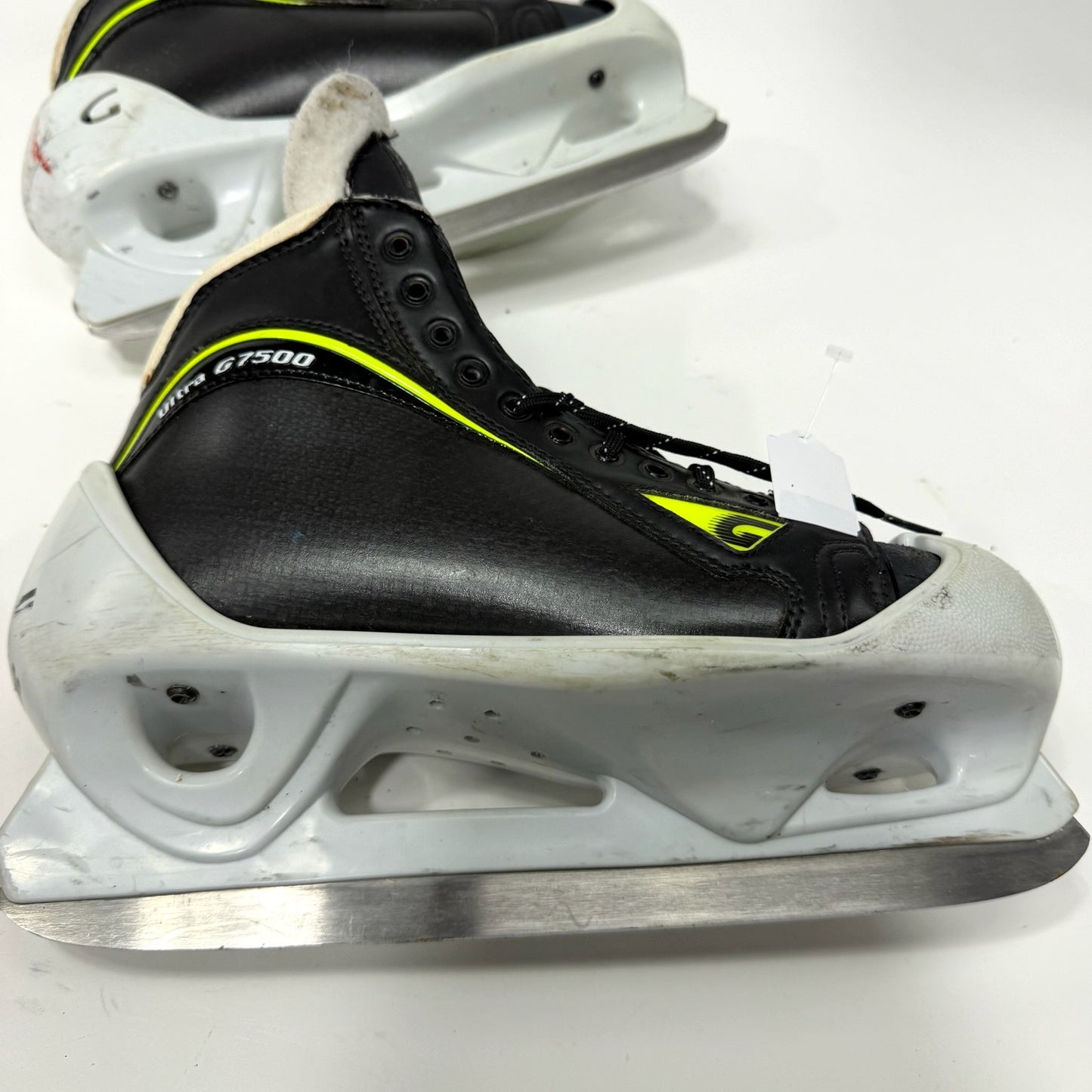 Used Graf Ultra G7500 Goalie Skates | Size 11 | AB786