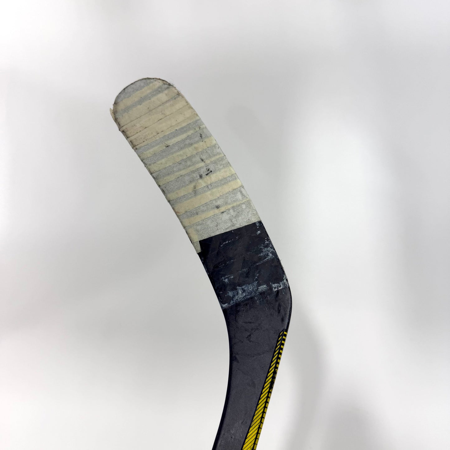 Used Left CCM Super Tacks | 95 Flex PM9 Curve Grip | AB935