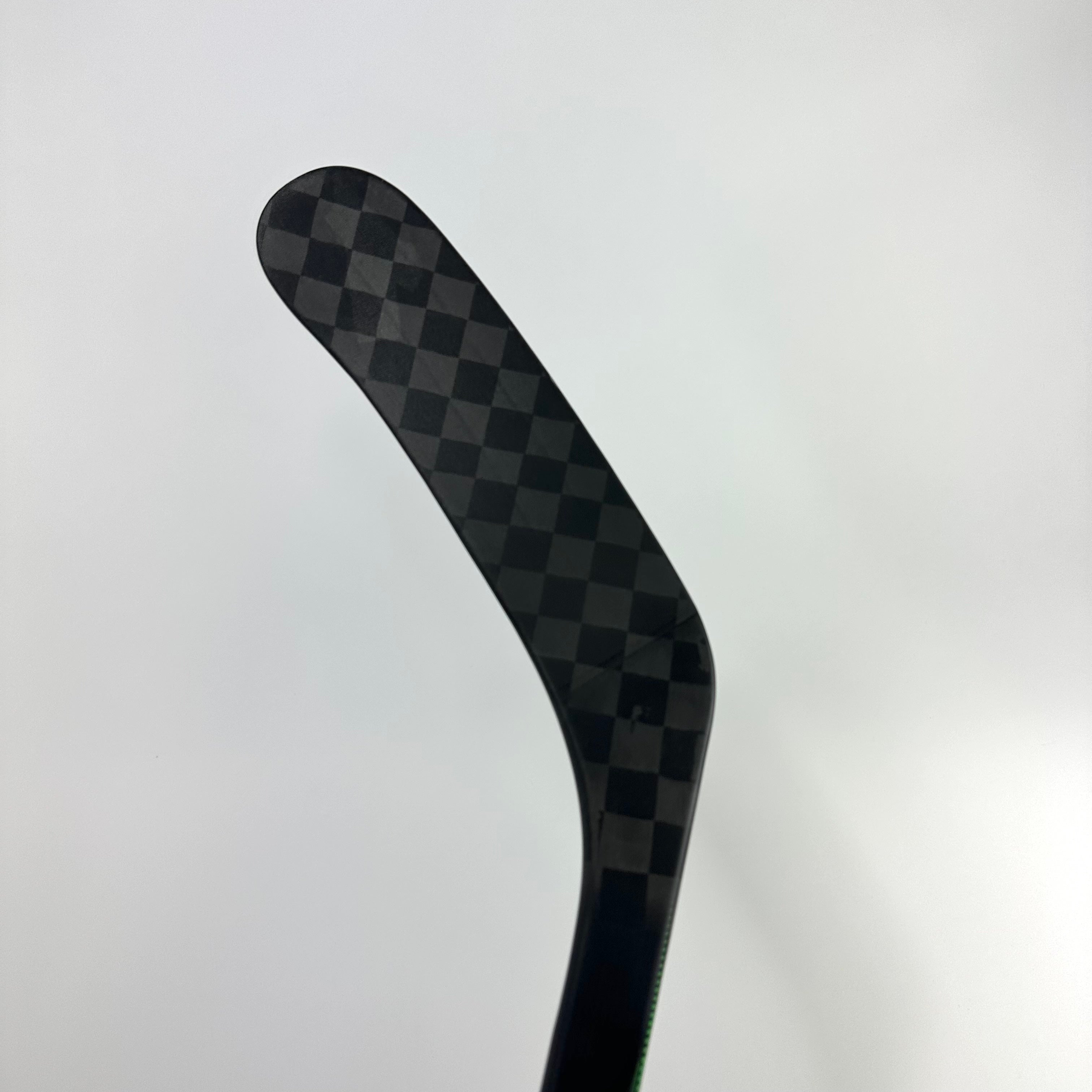 New Left CCM Ribcore Trigger 5 Pro | 95 Flex P90M Curve Grip | Niemelainen | C317