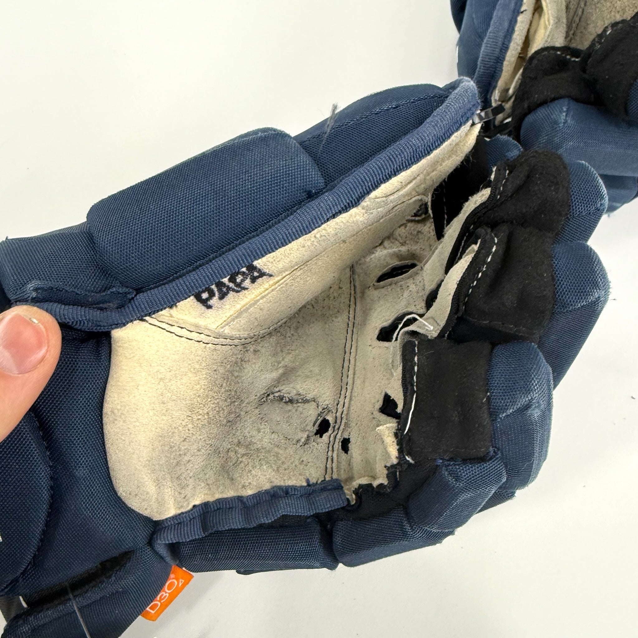 Used Navy CCM Jetspeed Pro Gloves | 14" | D374