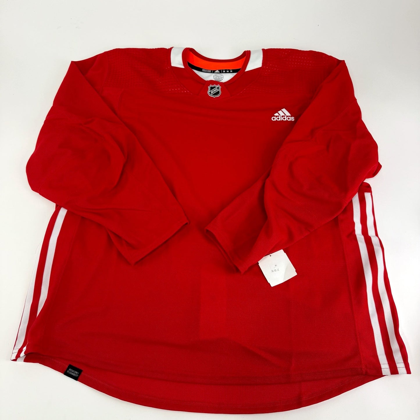 Brand New MIC Red Adidas PRIMEGREEN Practice Jersey - Size 58