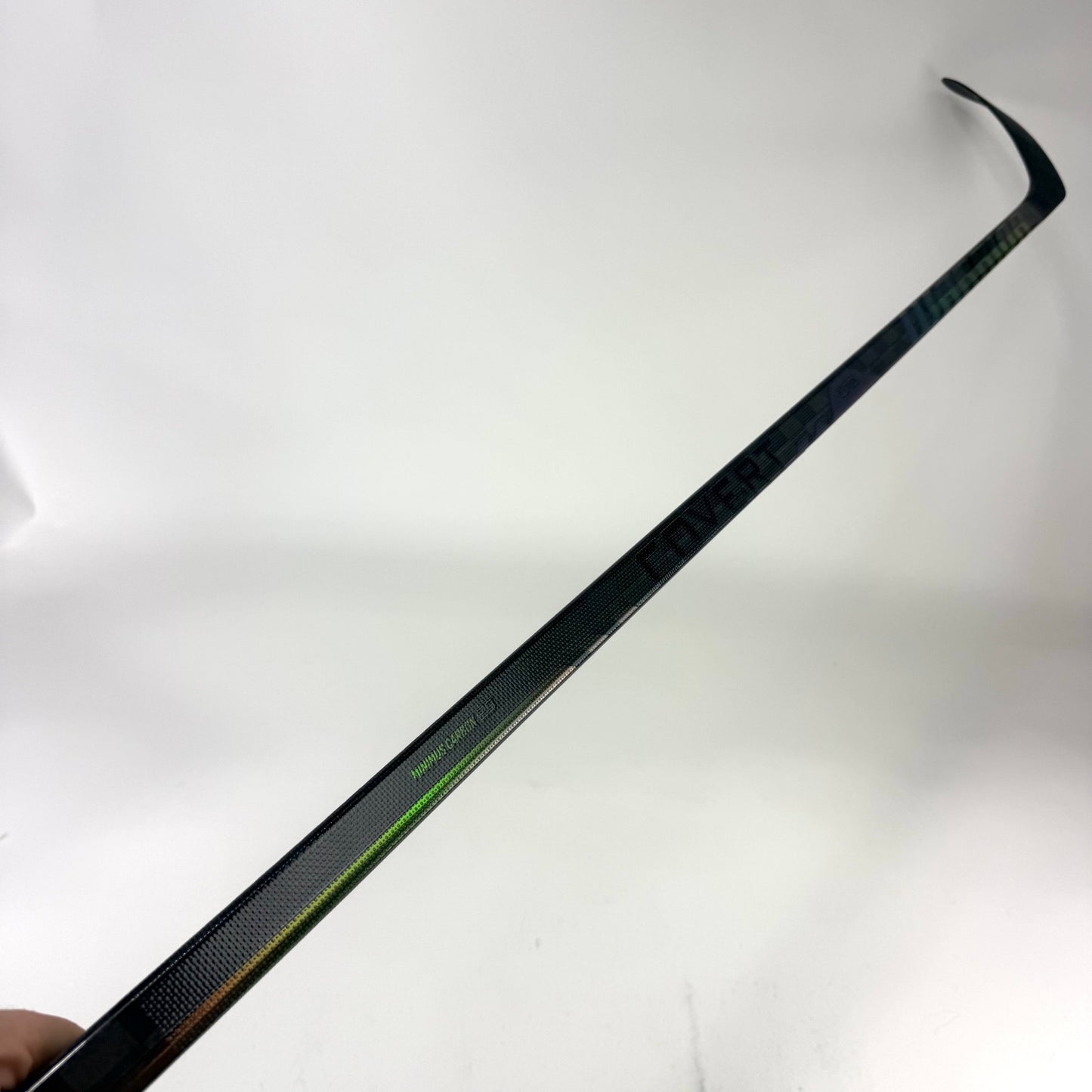 New Right Warrior Covert QR6 Pro | 75 Flex P28 Curve Grip | J462 - Top Flight Hockey