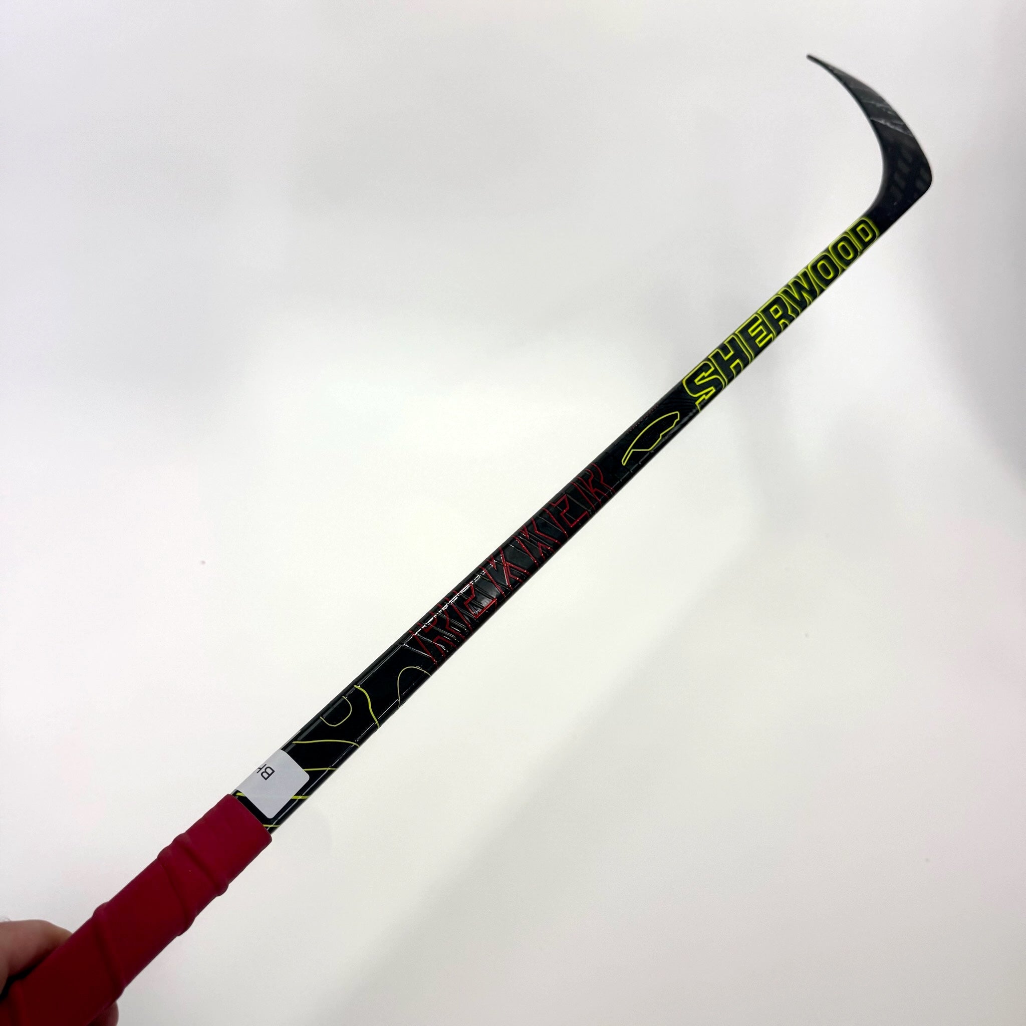 Used Right Sherwood Rekker | 25 Flex P28 Curve Grip | BH457 - Top Flight Hockey