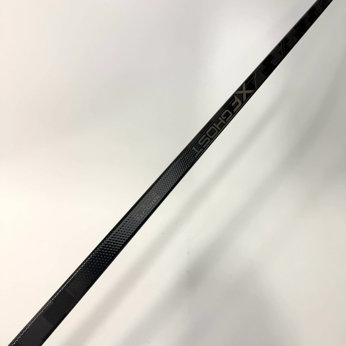 New Right CCM Tacks XF Ghost | 85 Flex P90T Curve Grip | AB972 - Top Flight Hockey