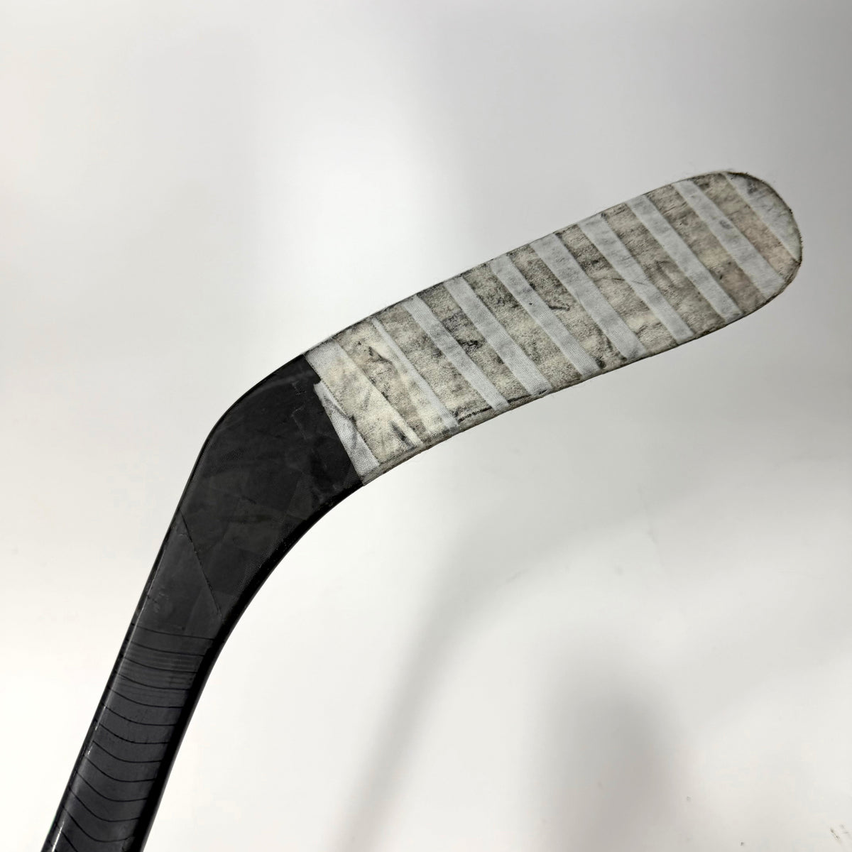 Used Right CCM Ribcore Trigger 6 Pro | 55 Flex P88 Curve Grip | AB193 - Top Flight Hockey