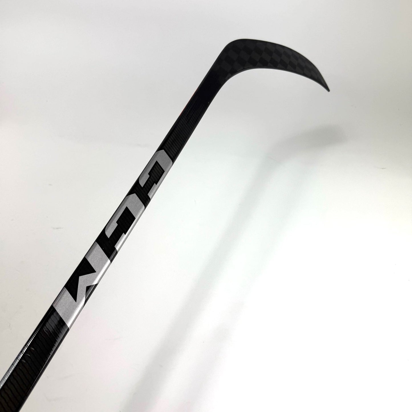 New Left CCM Jetspeed FT Team | 85 Flex P90TM Curve Grip | D296