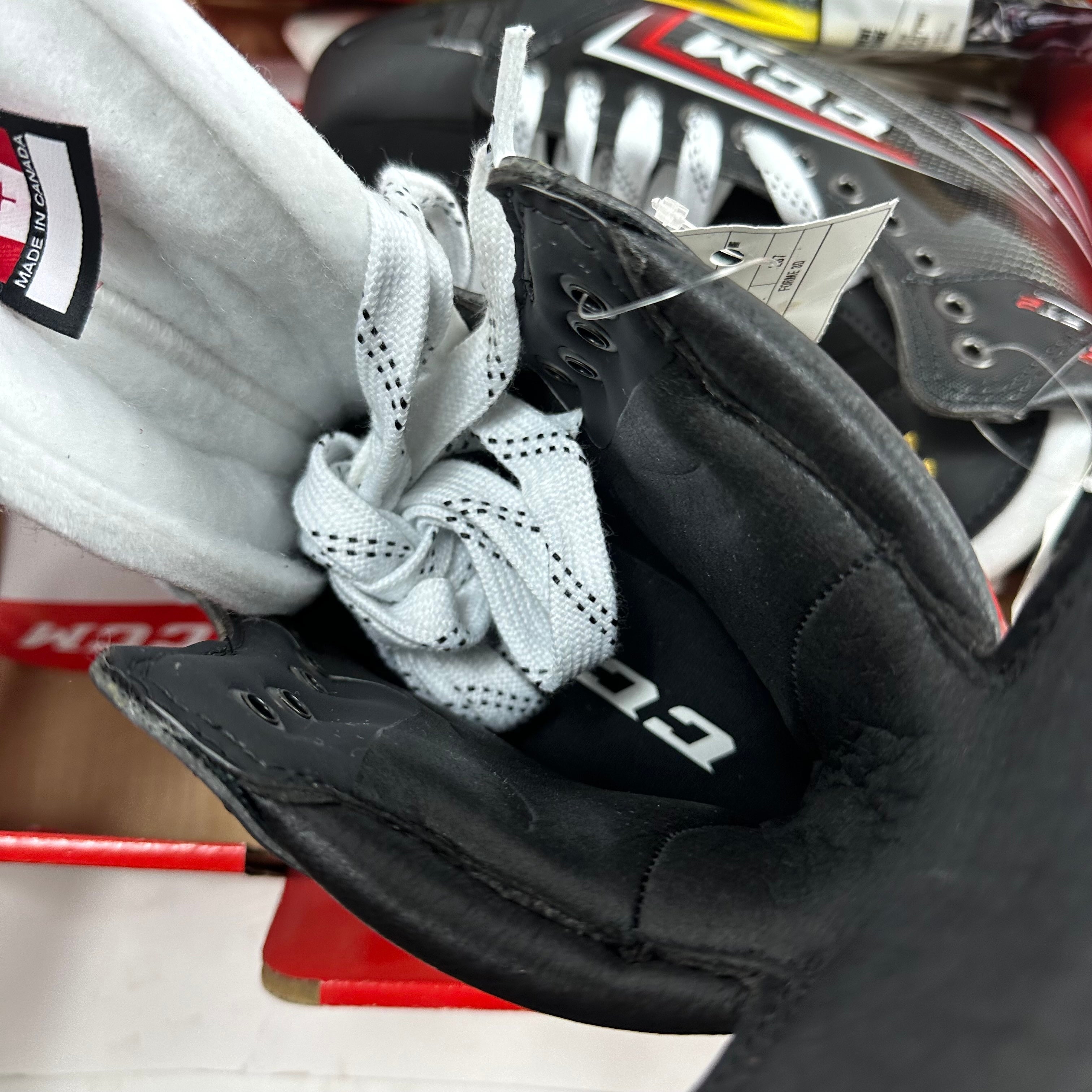 New CCM Jetspeed FT2 Skates | Size 9.5 D | M306