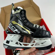 Brand New CCM AS-V Pro Hockey Skates - Size 5 Regular - #K36