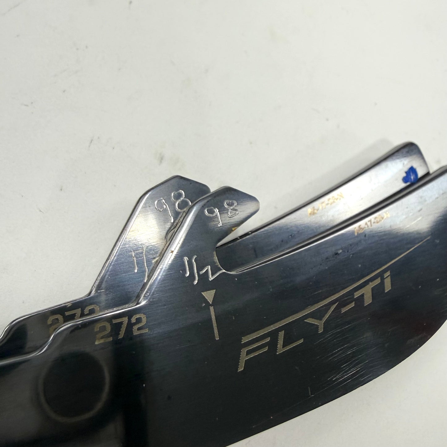Used Bauer Fly-Ti Steel | 272mm | Chicago Blackhawks Connor Bedard #98 | BH372