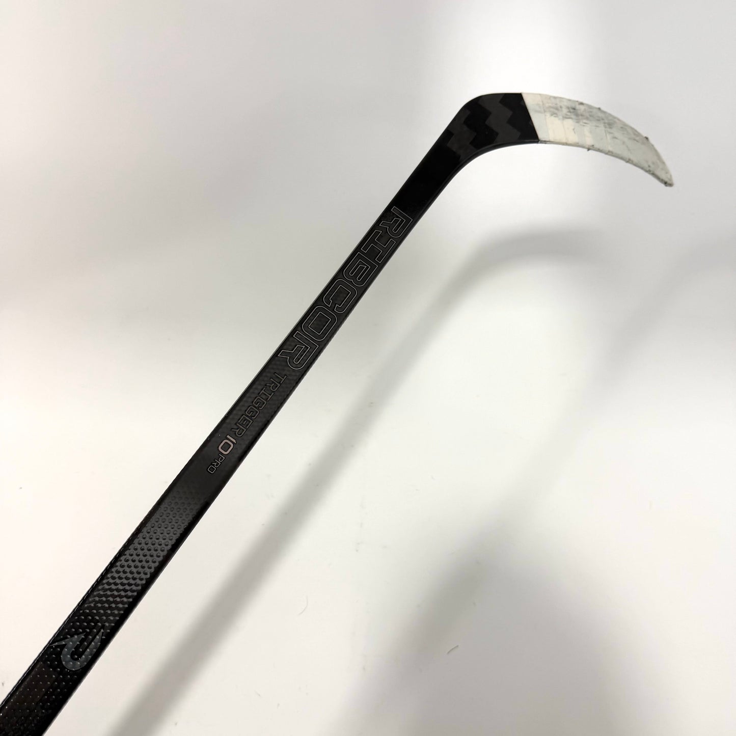 Used Left CCM Ribcor Trigger 10 Pro | 75 Flex P92 Curve Grip | AB938