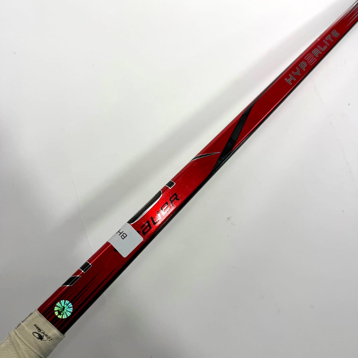 Used Left Red Bauer Vapor Hyperlite 2 | 87 Flex P28 Curve Grip | Ilya Mikheyev | BH193 - Top Flight Hockey