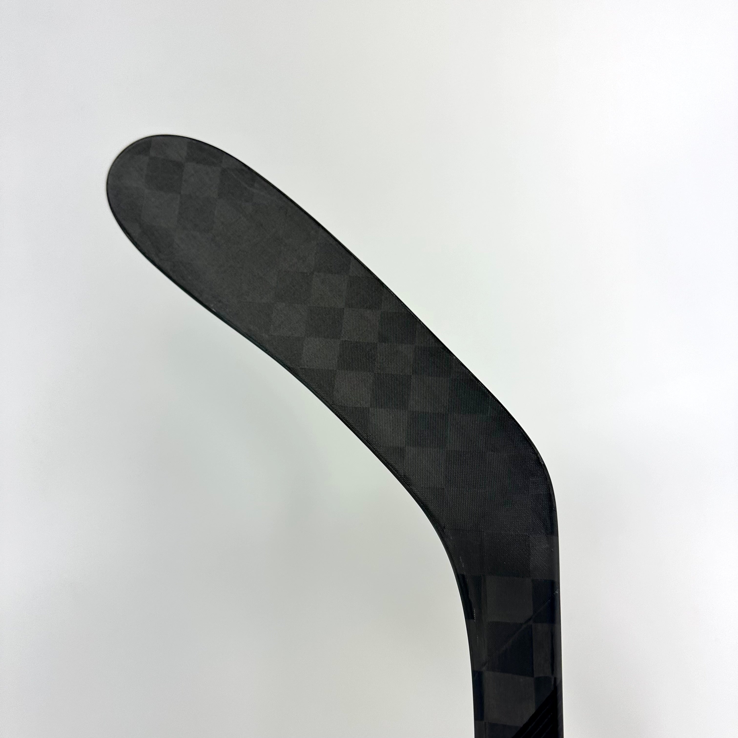 New Left CCM Tacks AS-V Pro | P28 Curve 70 Flex Grip | Guindon | M605