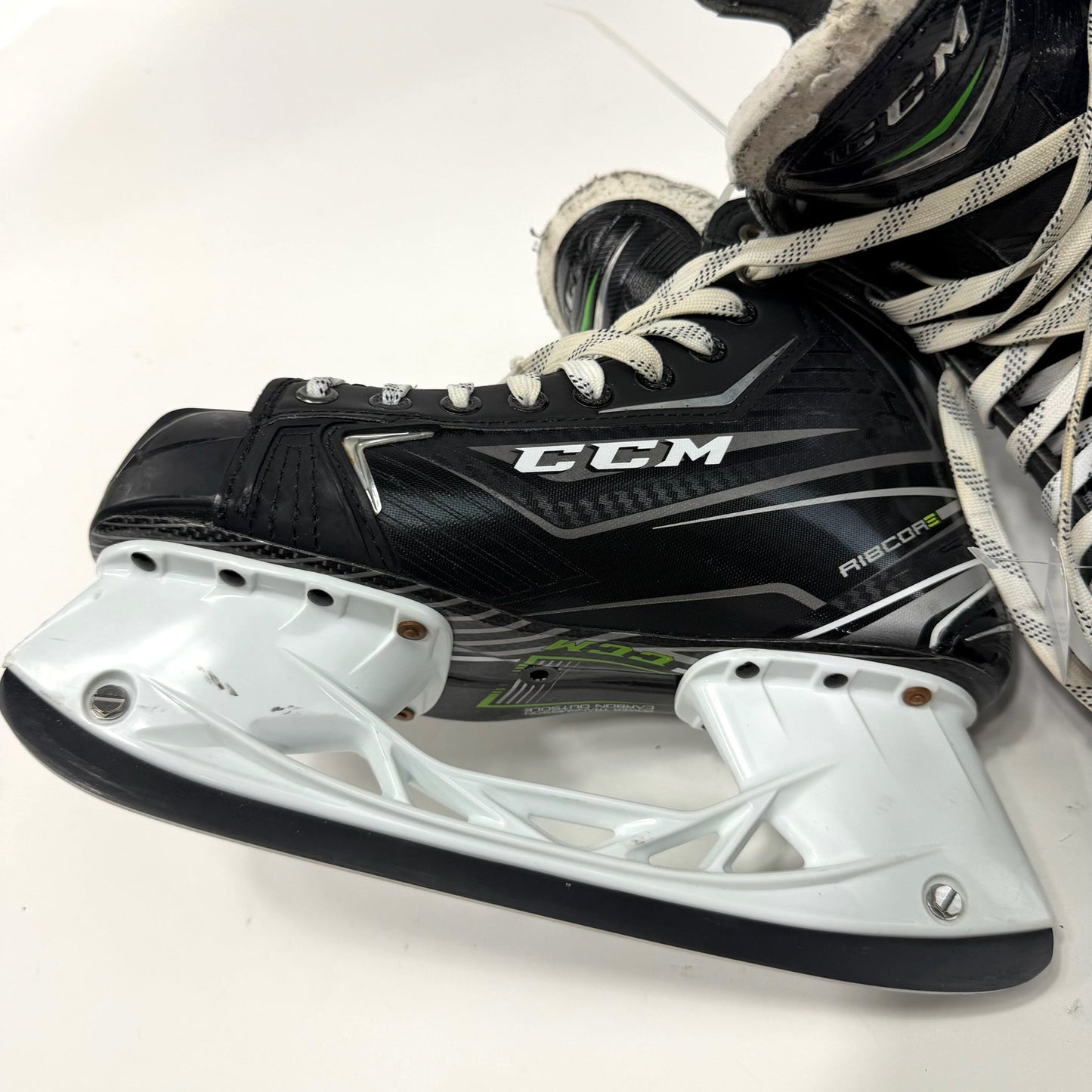 Used CCM Ribcor 70K Skates | Size 7.5 D | AB881