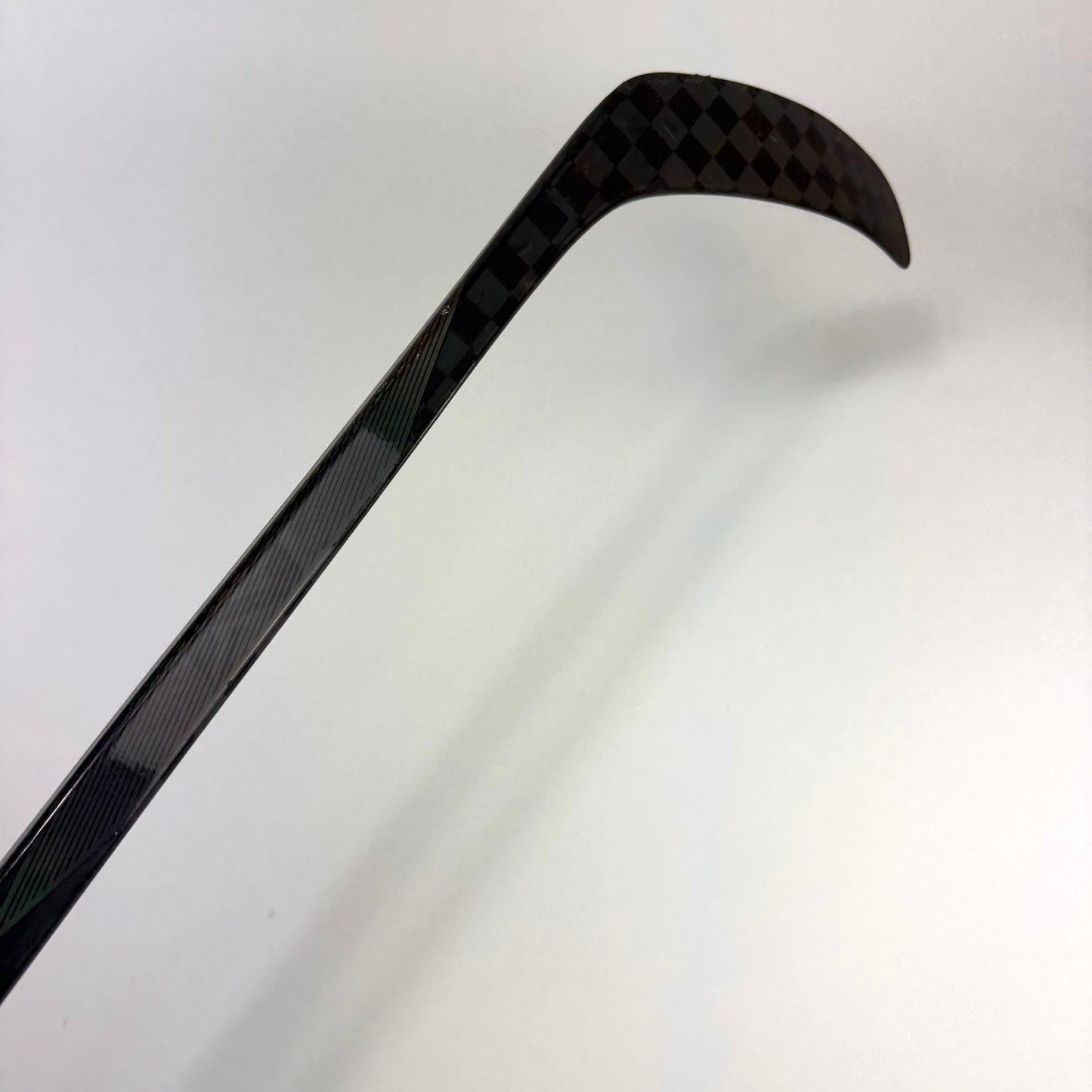Used Left Purple Bauer Nexus Tracer | 82 Flex P92M Curve Grip | A471