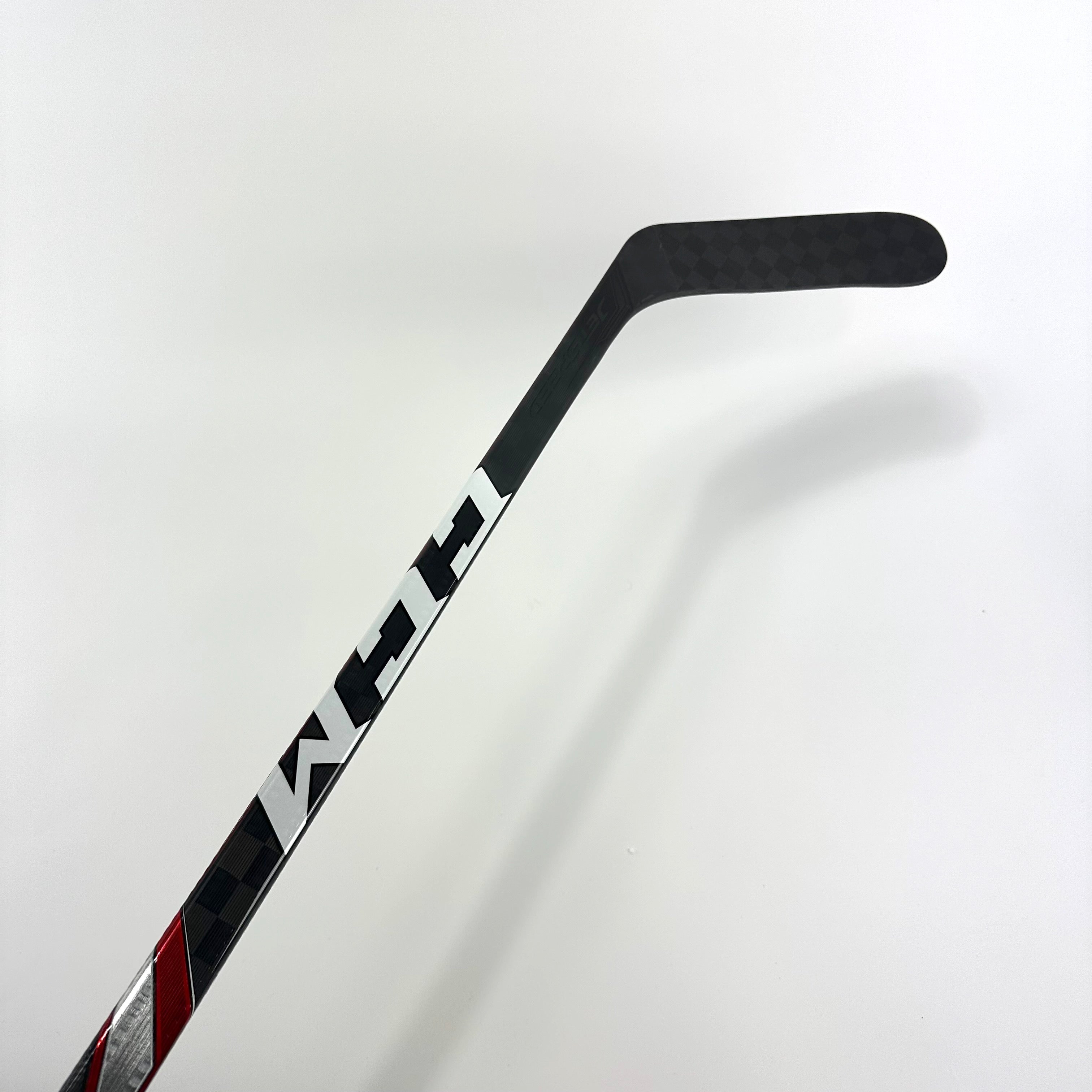 New Right CCM Jetspeed FT2 Pro | 85 Flex P90M Curve Grip | G136