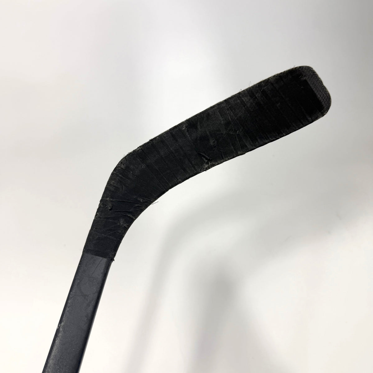 Used Right Montreal Nitro 8500 | Unknown Flex - Custom Curve Grip | AB342 - Top Flight Hockey