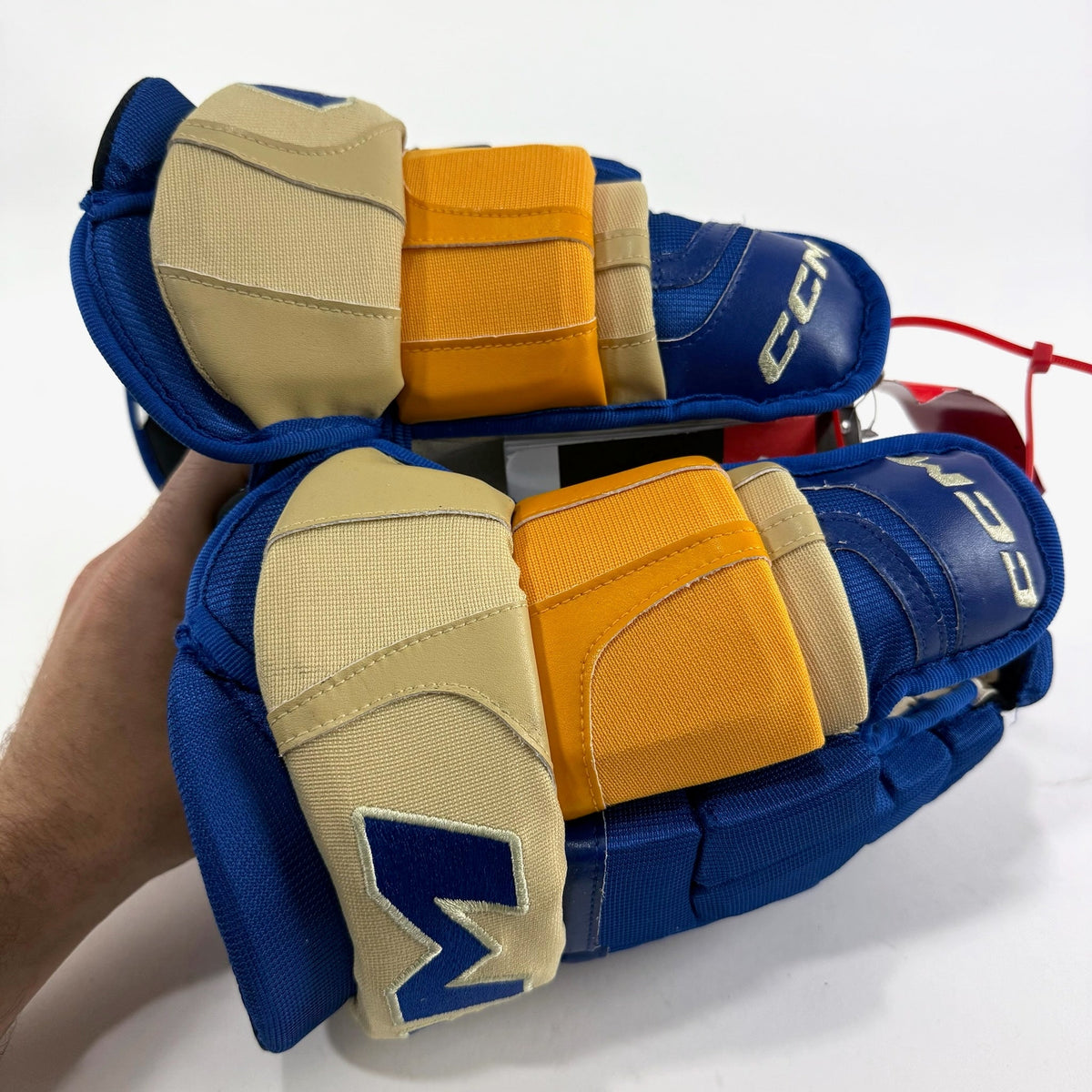 New STL Blues Heritage CCM HGCL Pro Gloves | 14" | Perunovic | D152 - Top Flight Hockey