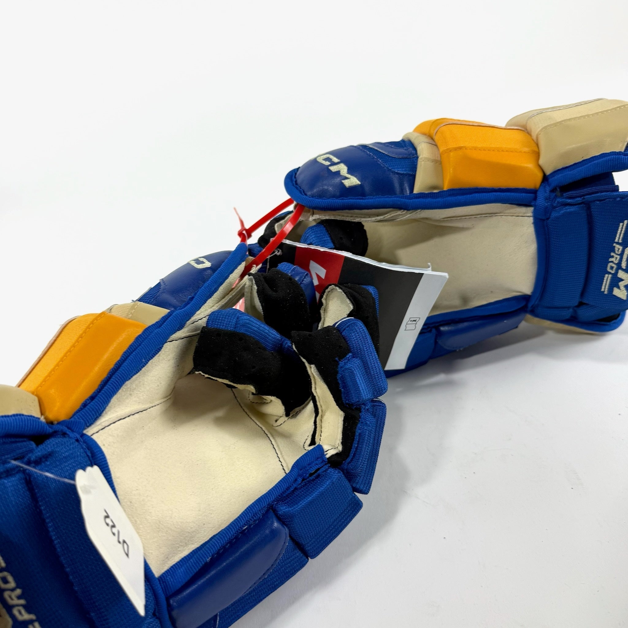 New STL Blues Heritage CCM HGCL Pro Gloves | 15" | Joshua | D122 - Top Flight Hockey