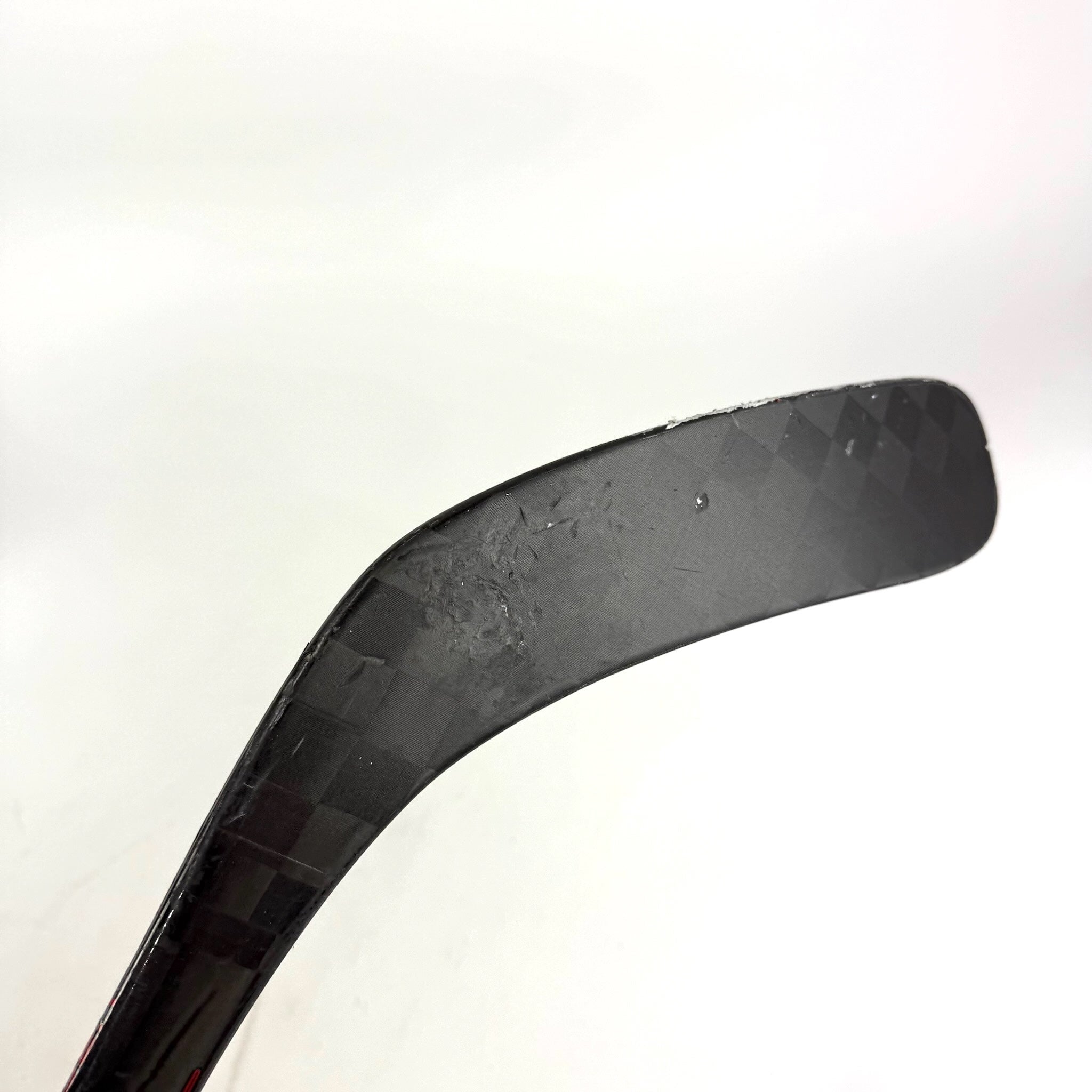 Used Left Red Bauer Vapor Hyperlite 2 | 55 Flex P88 Curve Grip | R367 - Top Flight Hockey