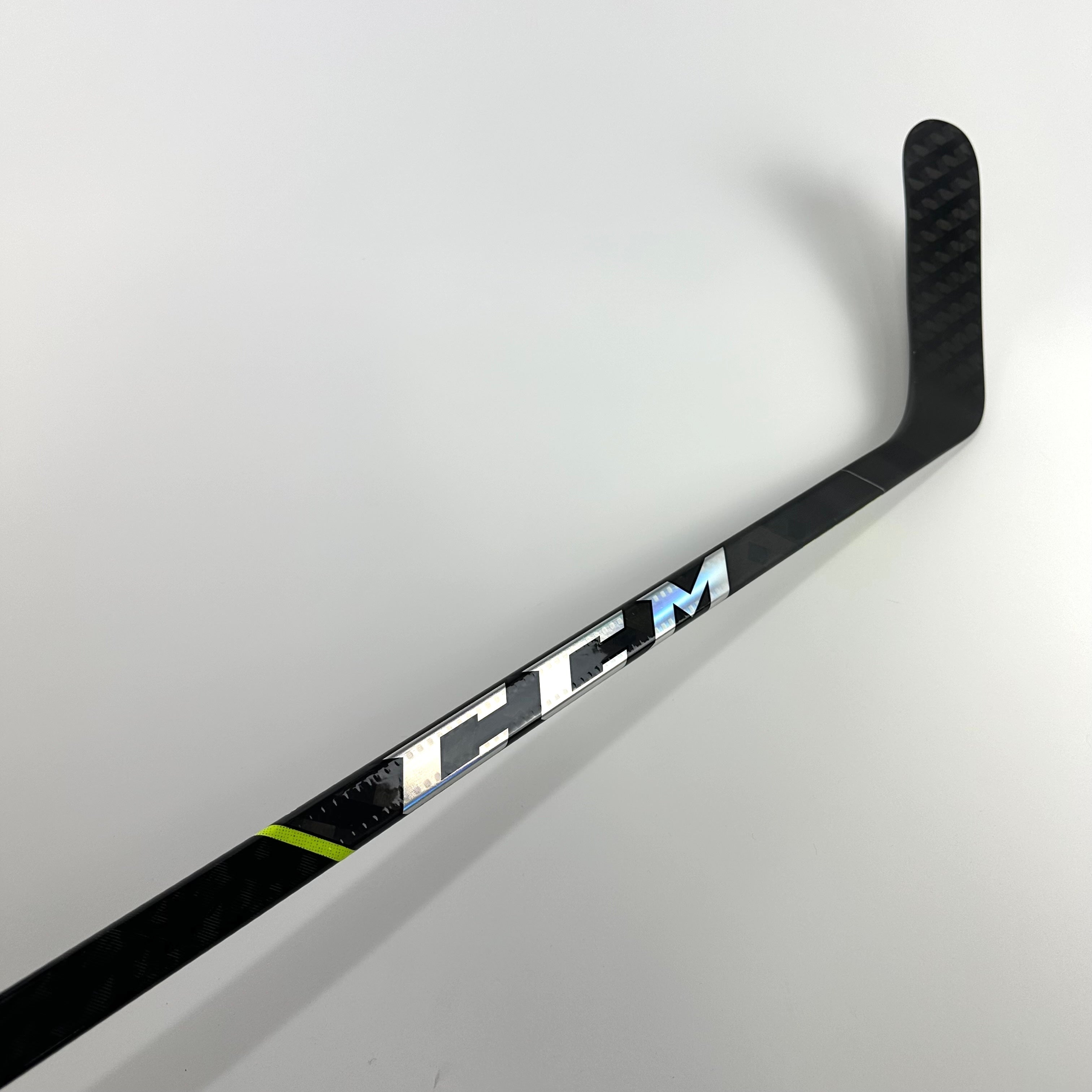 New Left CCM Super Tacks AS3 Pro | 95 Flex P90M Curve Grip | Bayreuther | C214