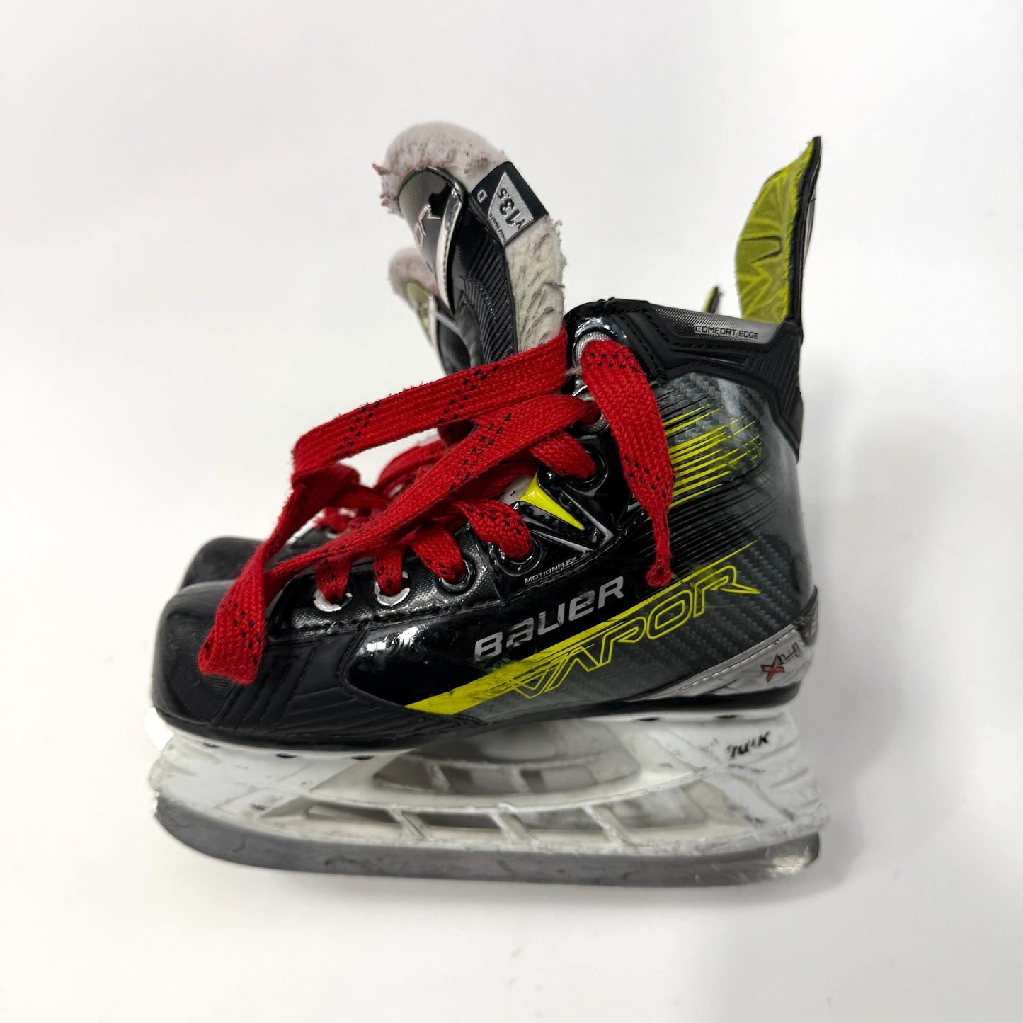 Used Bauer Vapor X4 Skates | Size YTH 13.5 D | J134