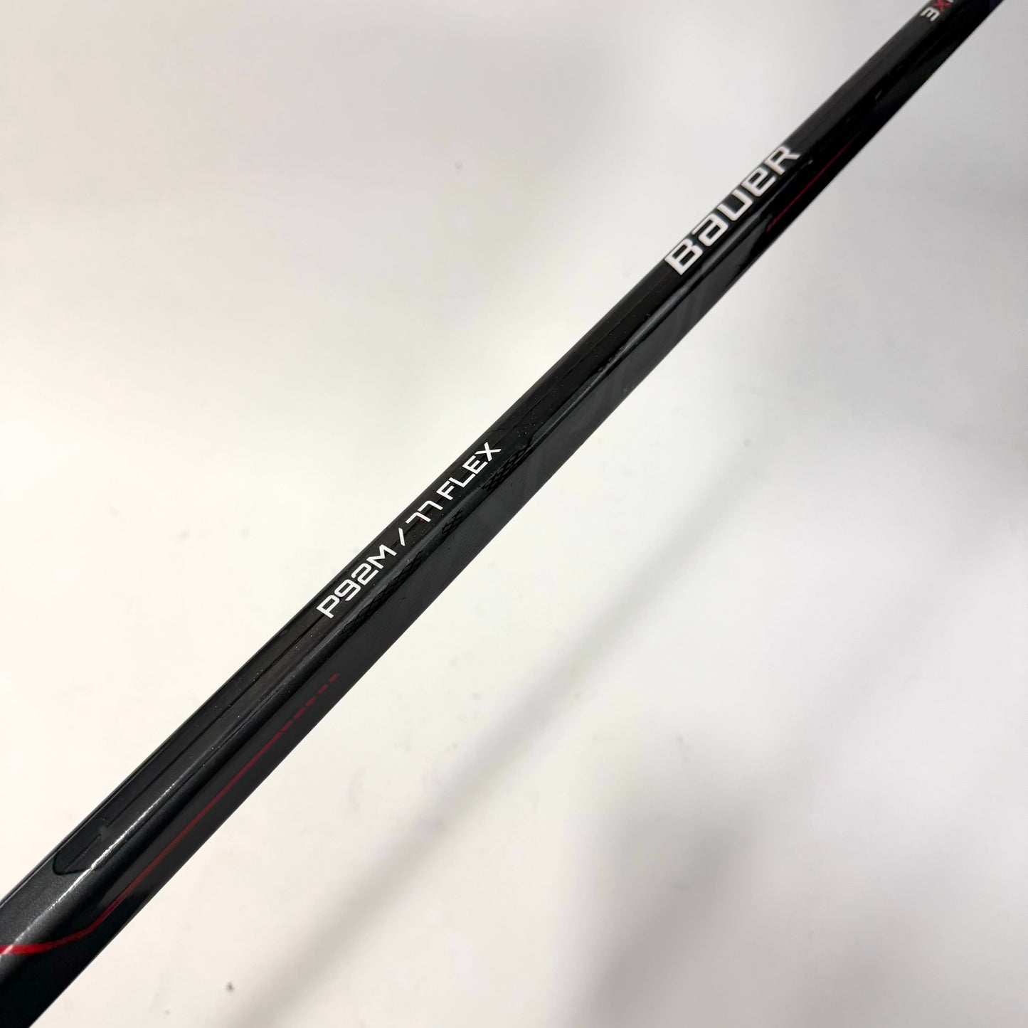 Used Left Bauer Vapor 3X Pro | 77 Flex P92M Curve Grip | R185
