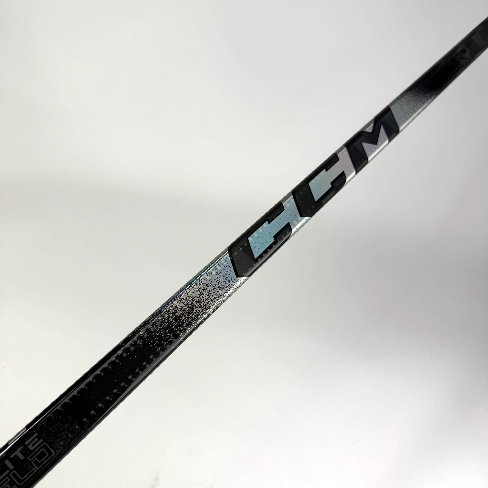 New Left Chrome CCM Ribcor Trigger 10 Pro | 90 Flex P92 Curve Grip | J477 - Top Flight Hockey