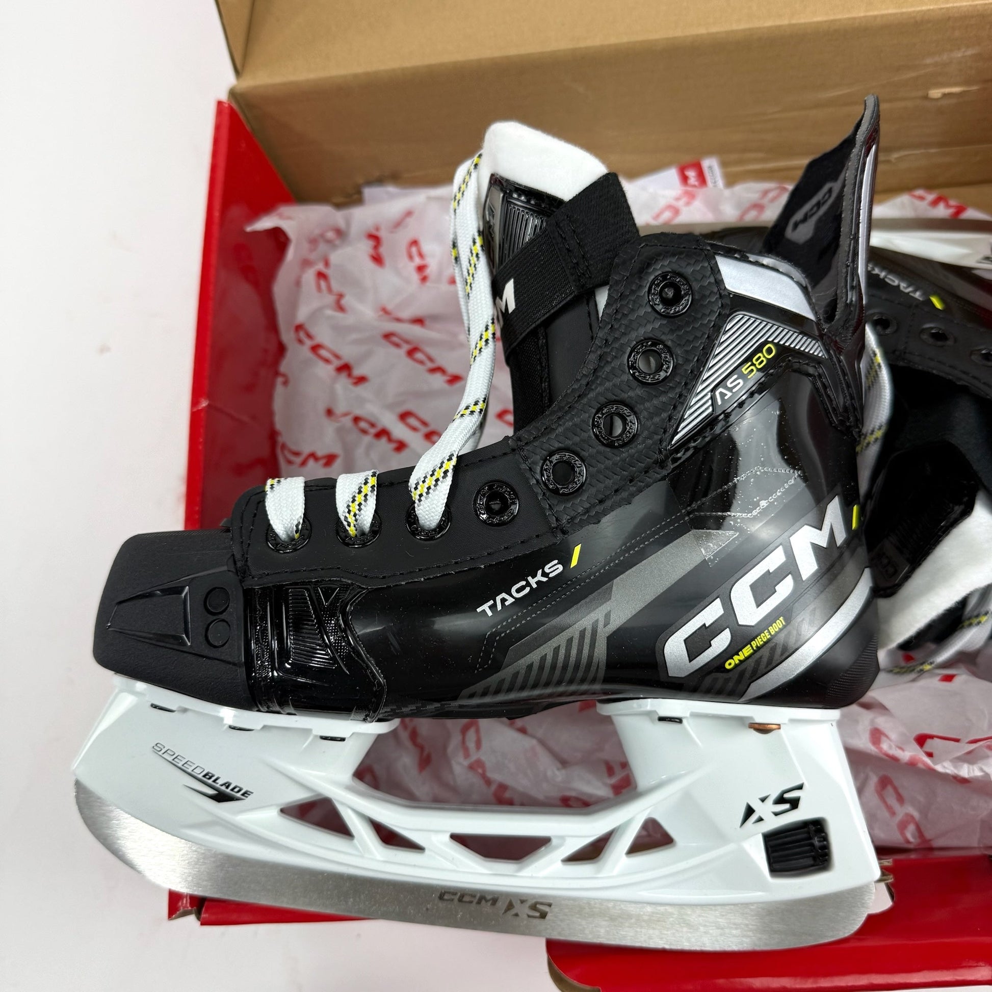 New CCM Tacks AS580 Skates | Jr 13-1 R | J713 - Top Flight Hockey