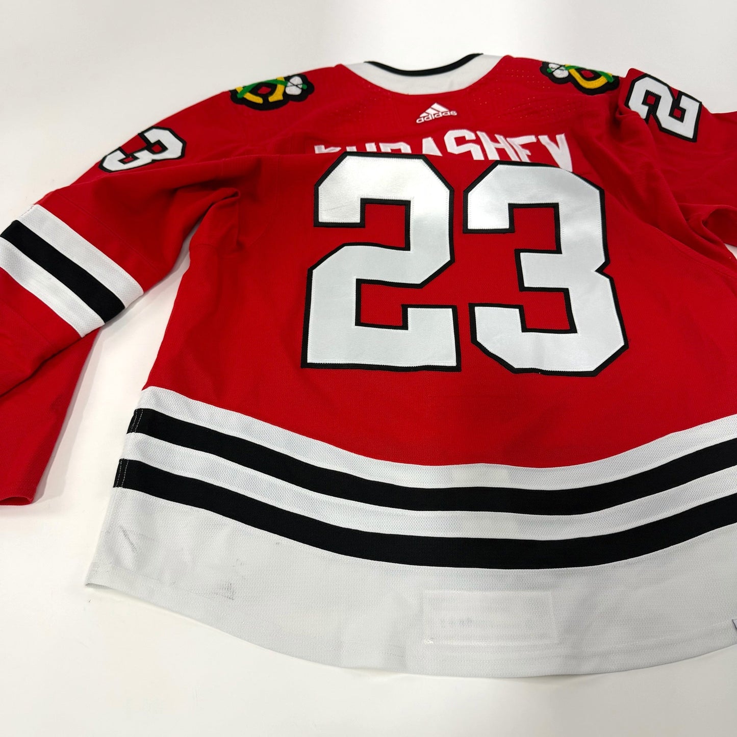Philipp Kurashev #23 Home Chicago Blackhawks Team Issued Jersey 2021-2022, Set 1 | 5683-25666