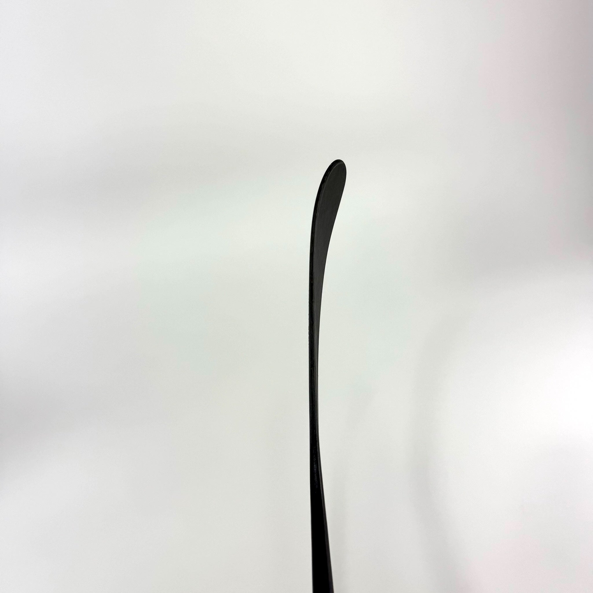 New Left Red Bauer Nexus Tracer | 102 Flex Custom Curve | R533