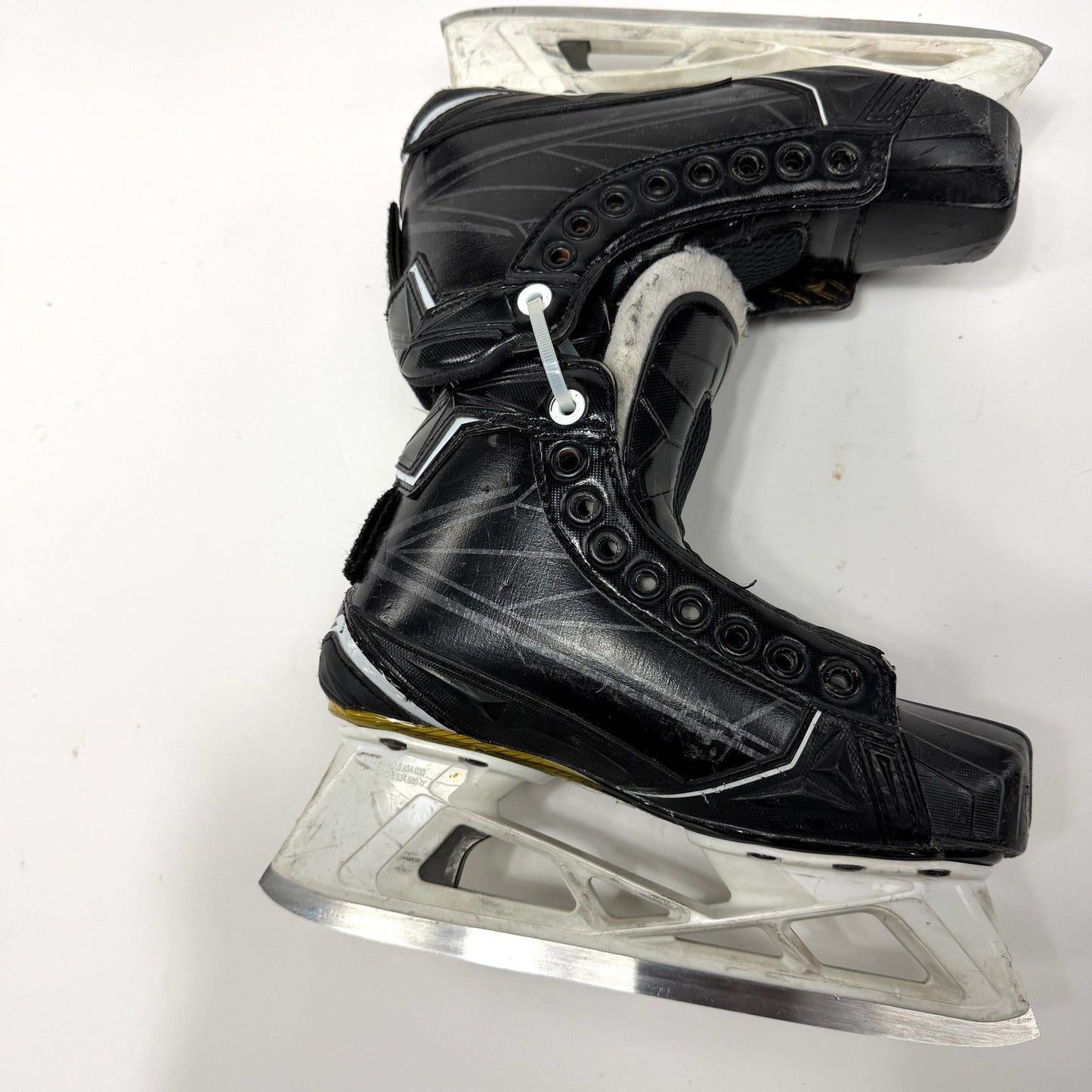 Used Bauer Supreme S190 Goalie Skates | Size 2 D | J138