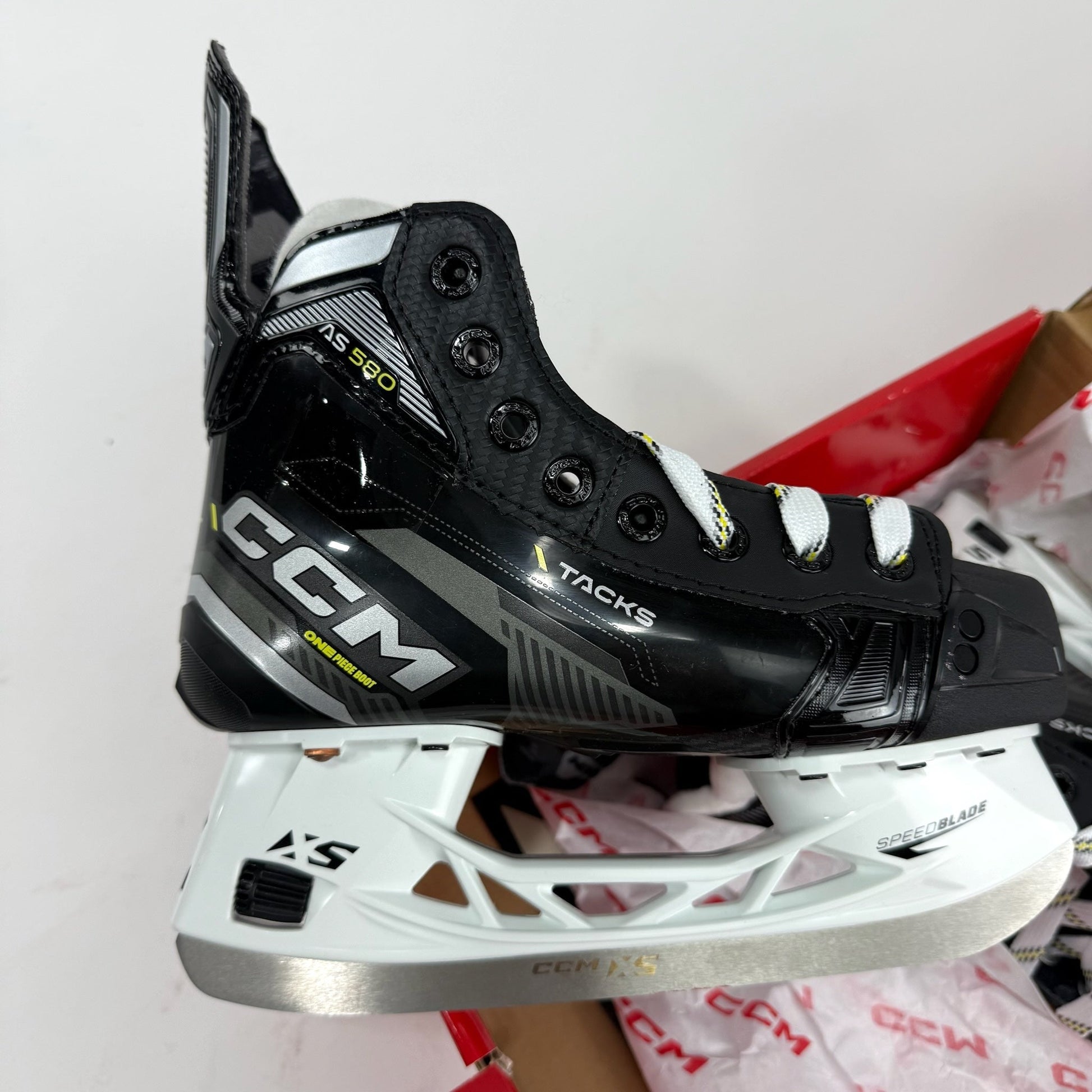 New CCM Tacks AS580 Skates | Jr 13.5-1.5 R | J712 - Top Flight Hockey
