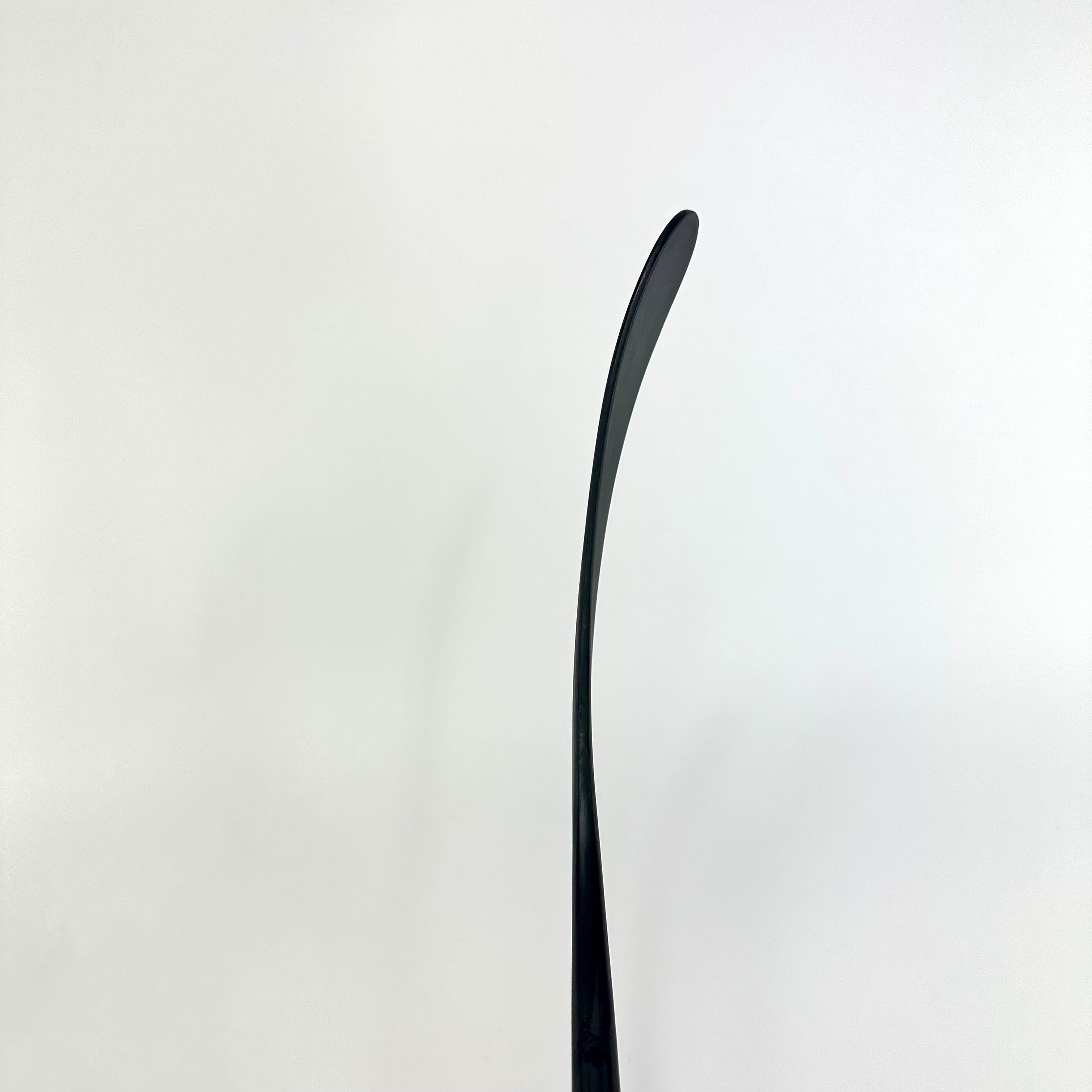 New Left CCM Jetspeed FT5 Pro | P28 Curve 85 Flex Grip | M373