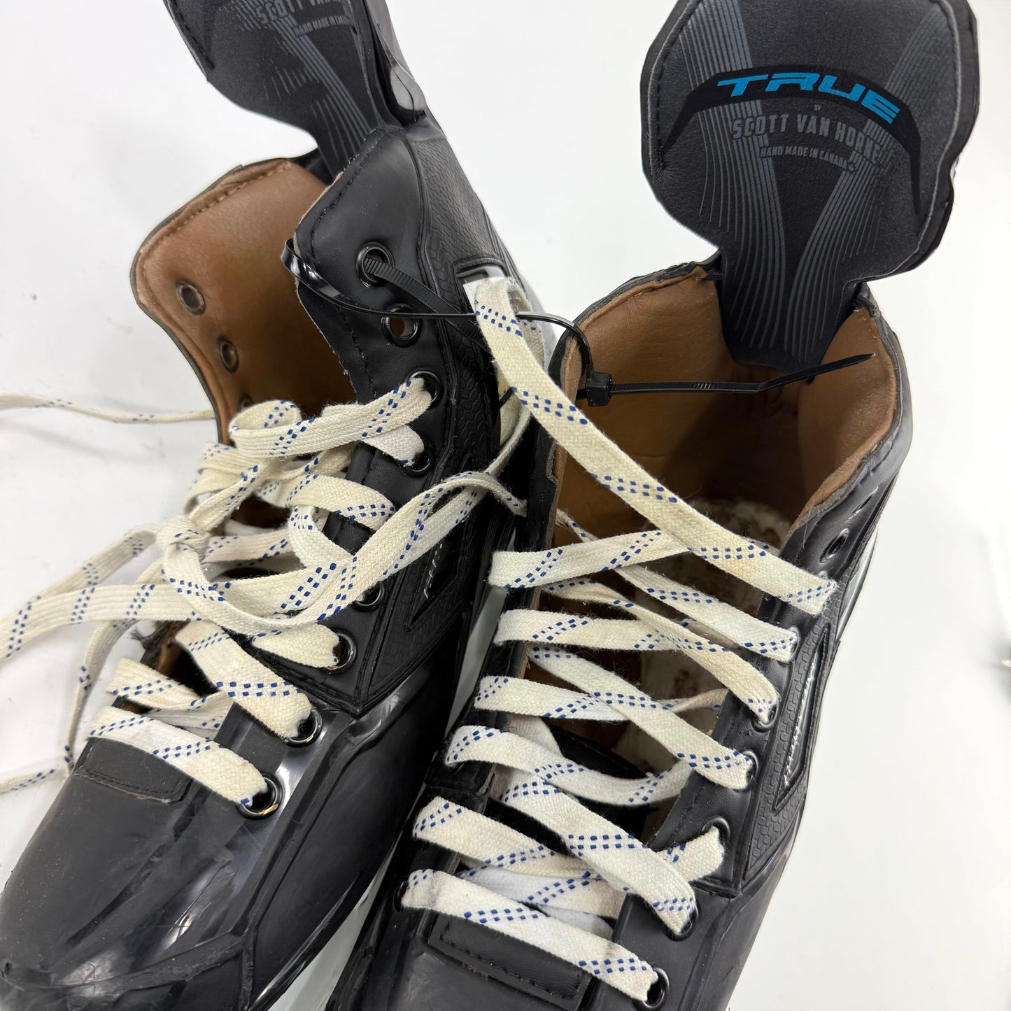 Used True Pro Custom Skates | Size 7? | TBL624