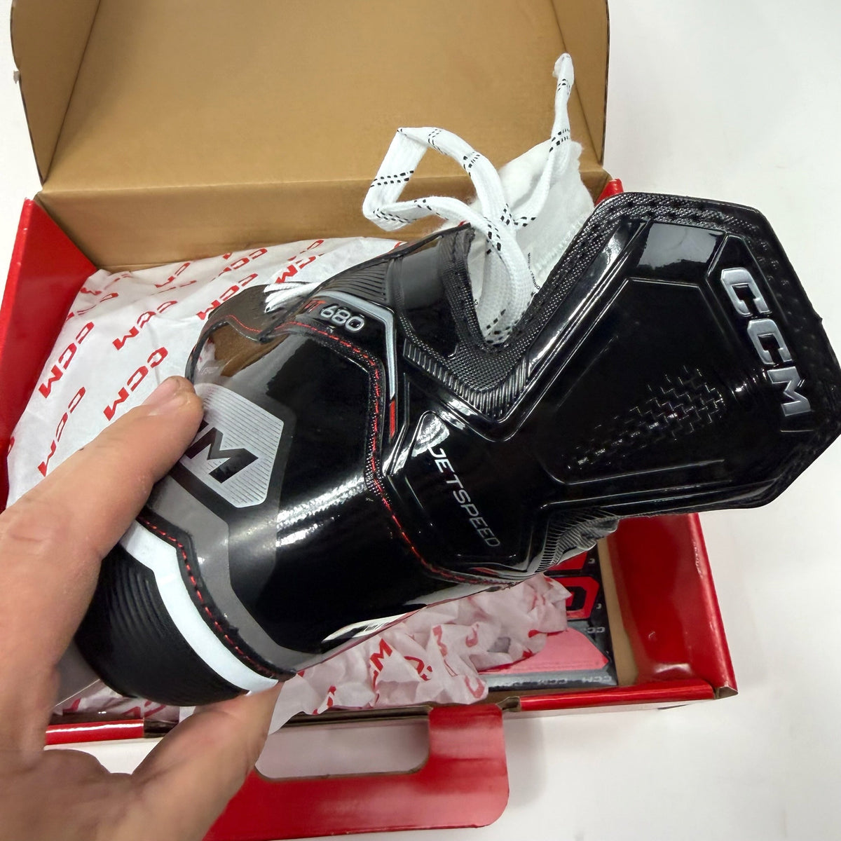 New CCM Jetspeed FT680 Skates | Yth 11.5 R | AB110 - Top Flight Hockey