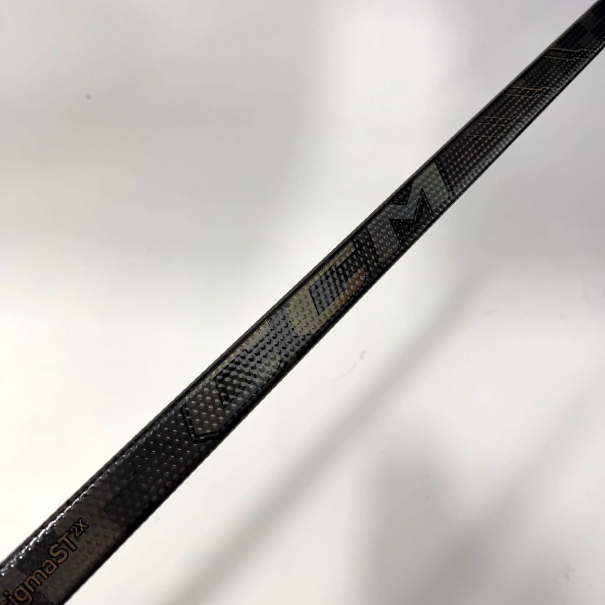 Used Right CCM Tacks XF Ghost | 75 Flex P28M Curve Grip | AB186 - Top Flight Hockey