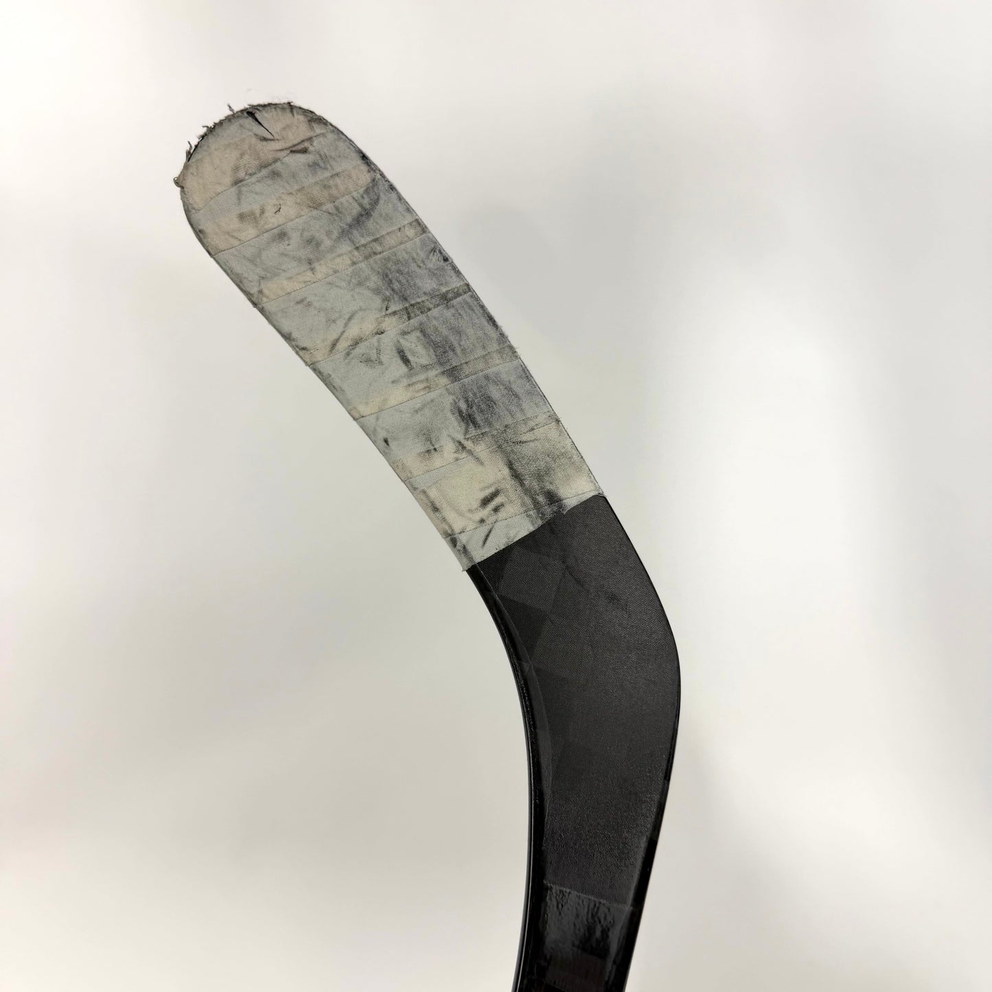 Used Left Blue and Yellow Bauer Nexus Tracer | 82 Flex Oates Pro Curve | AB939
