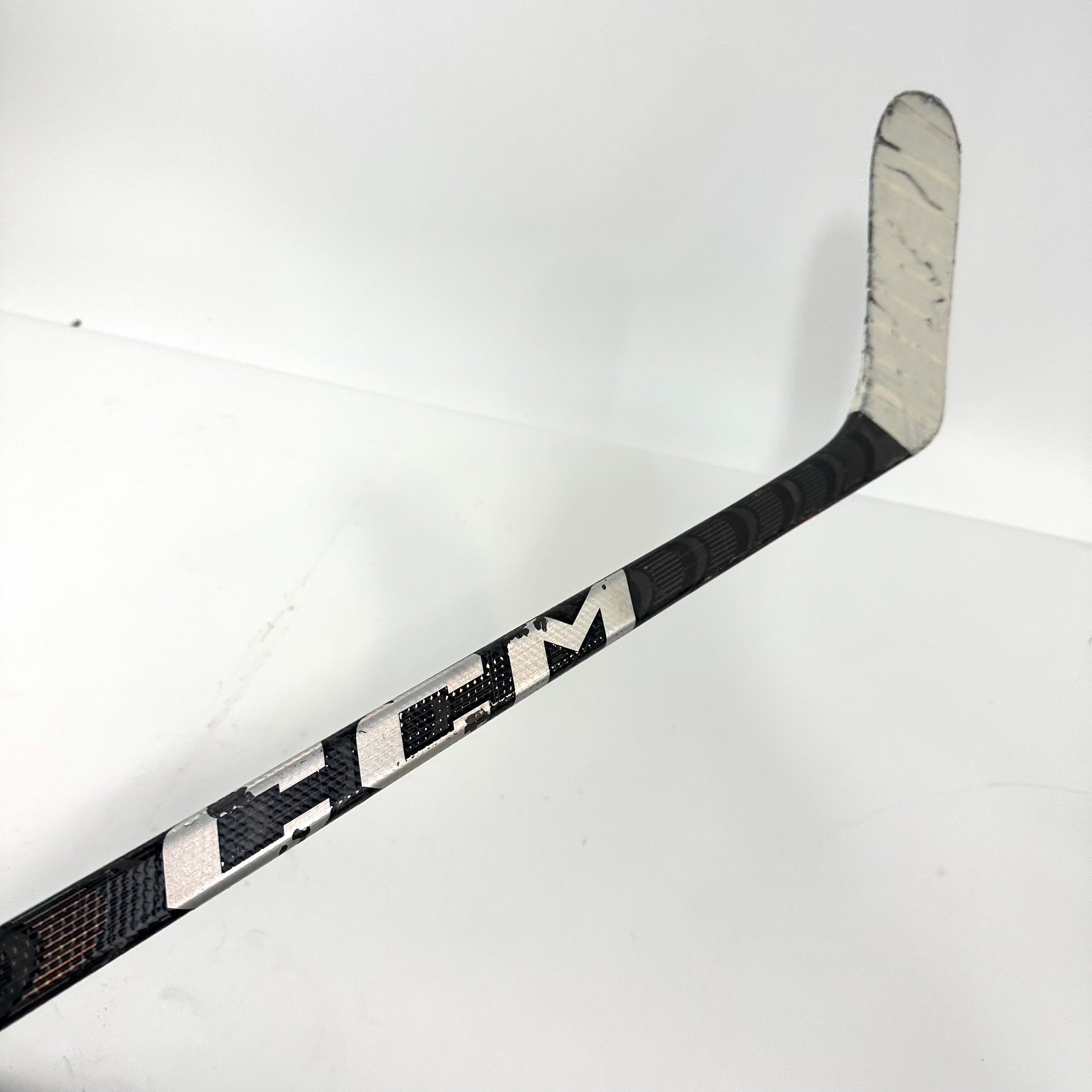 Used Left Handed CCM Jetspeed FT5 Pro | 80 Flex | Custom P28 Curve | Grip | A1166