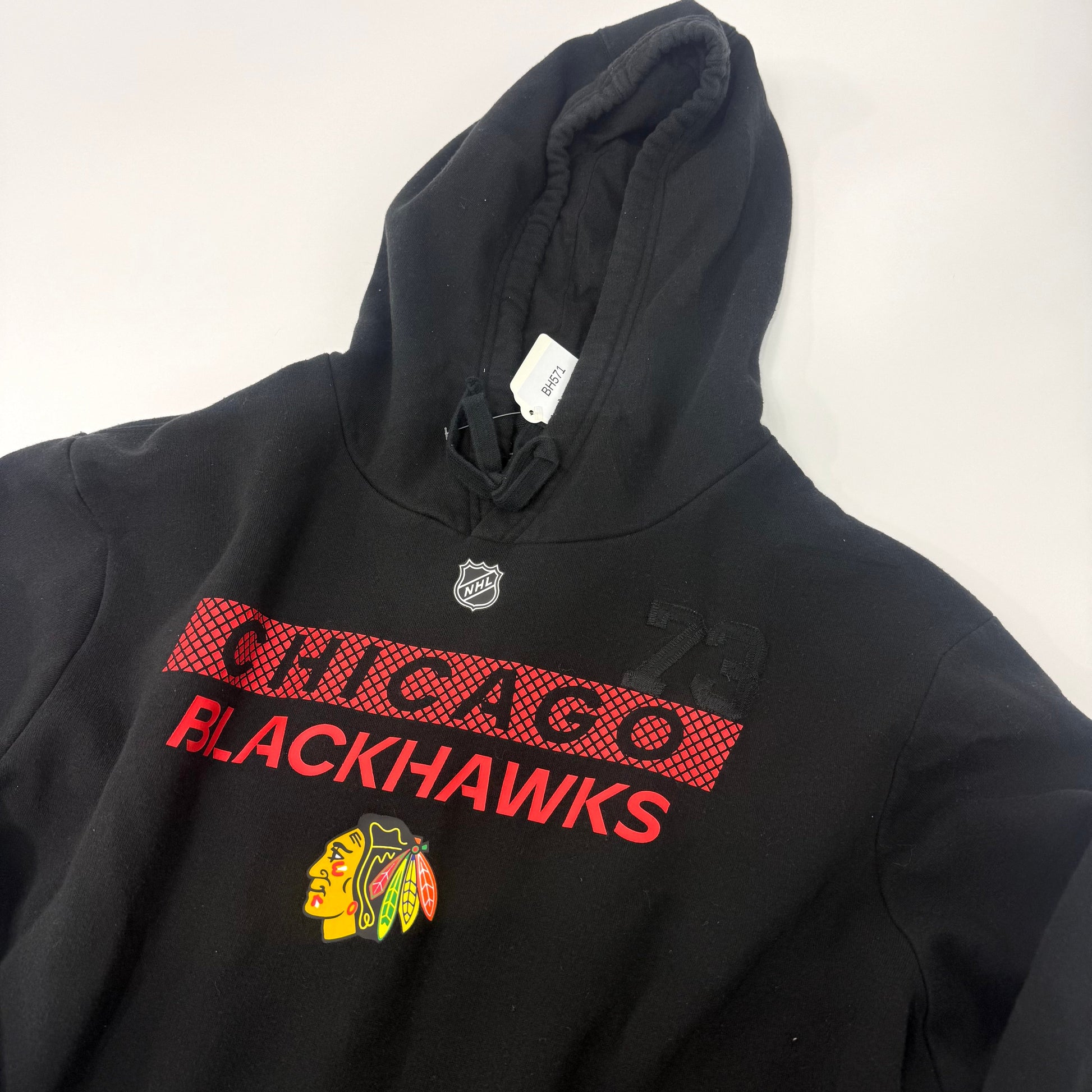 Used Team Issued Black Fanatics Chicago Blackhawks Hoodie | #73 Lukas Reichel | Large | BH571 - Top Flight Hockey