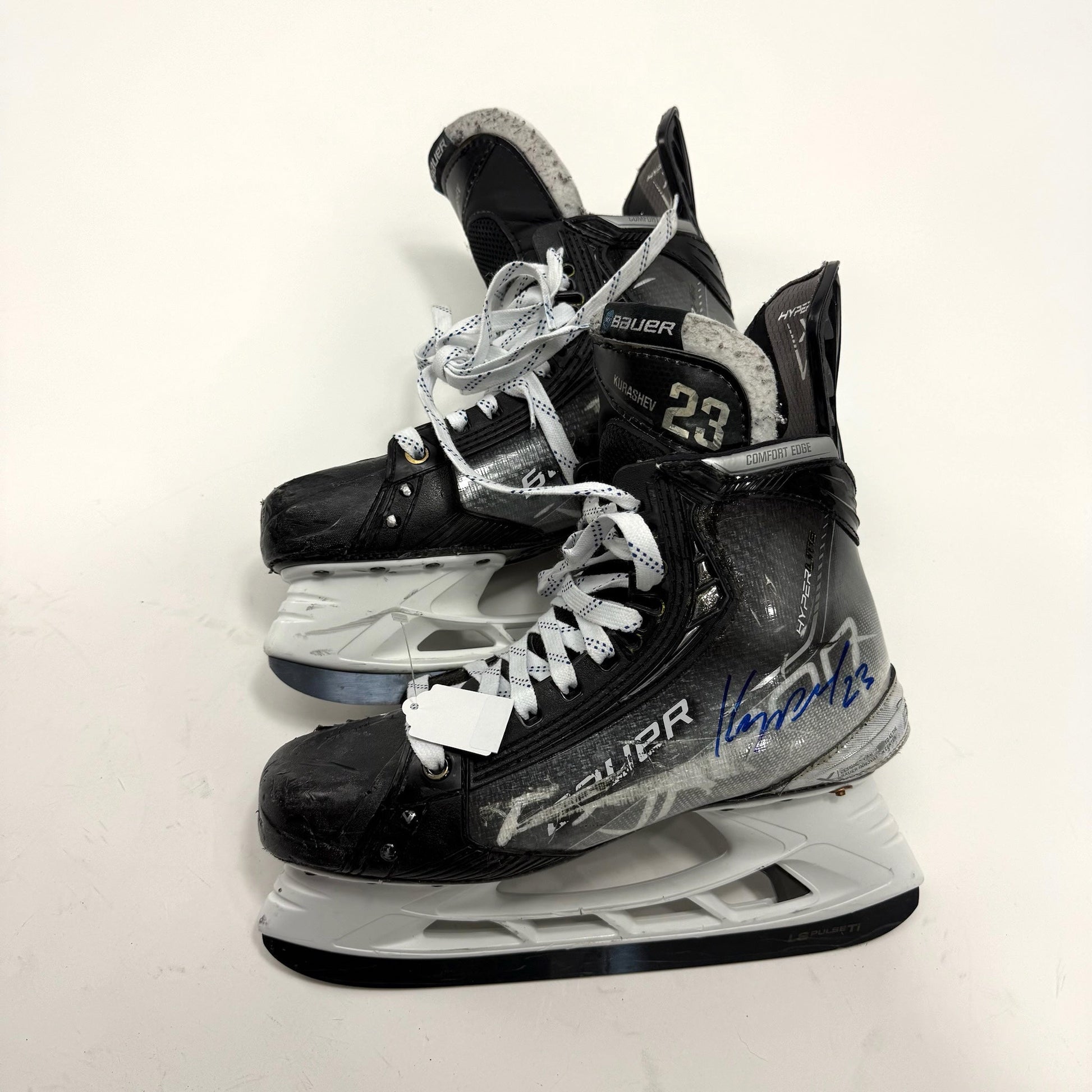 Used Bauer Vapor Hyperlite Skates | 8 1/2 C | Kurashev | BH391 - Top Flight Hockey