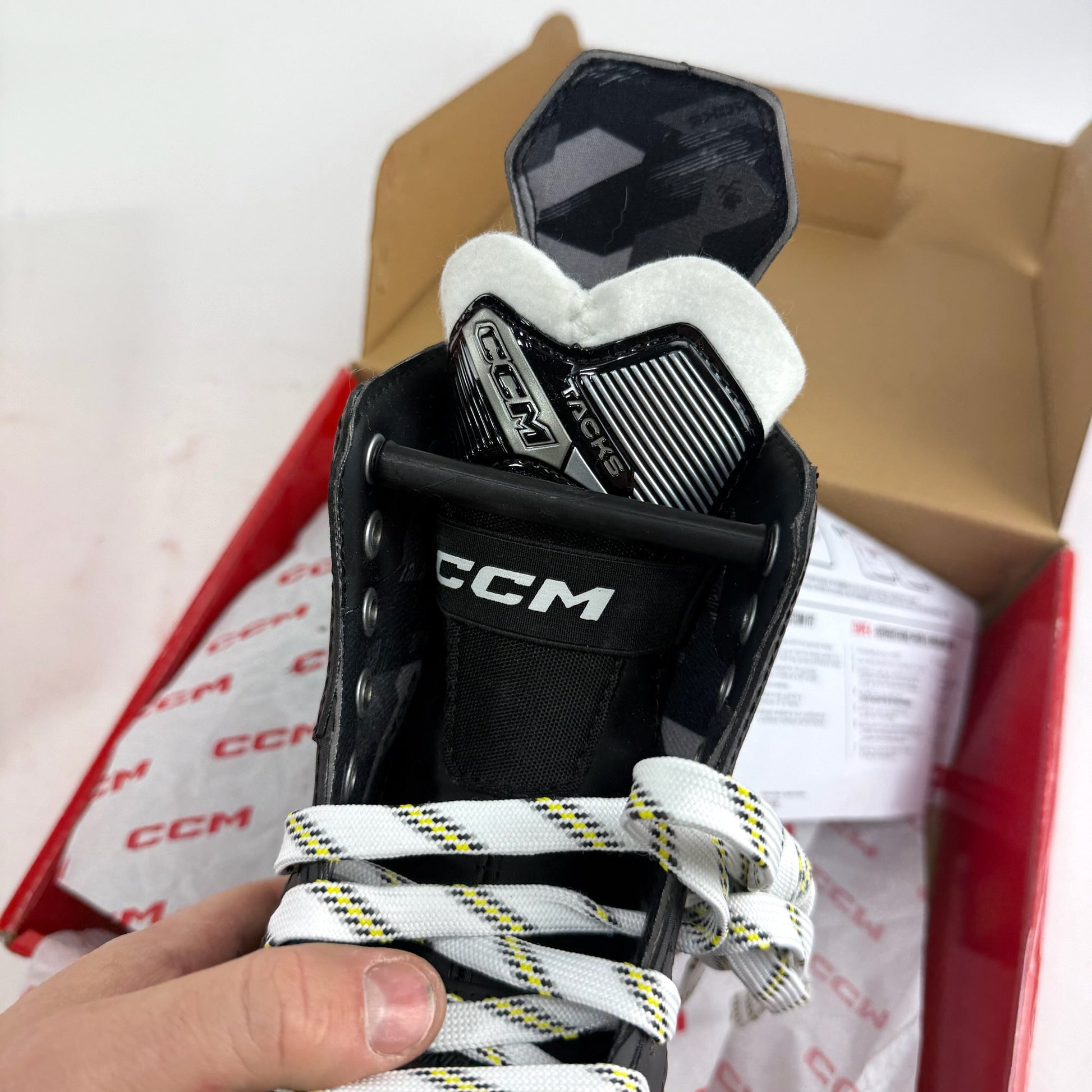 New CCM Tacks AS580 Skates | Junior 1.5-2.5 Wide | F491 - Top Flight Hockey