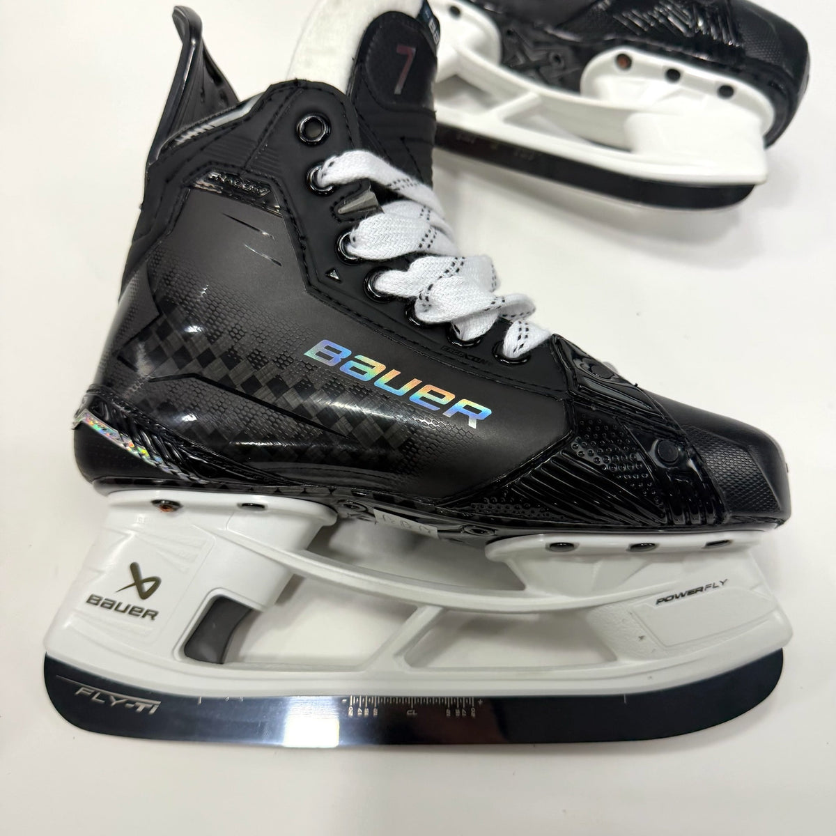 New Bauer Supreme Shadow Skates | Size 3.5 | AB808