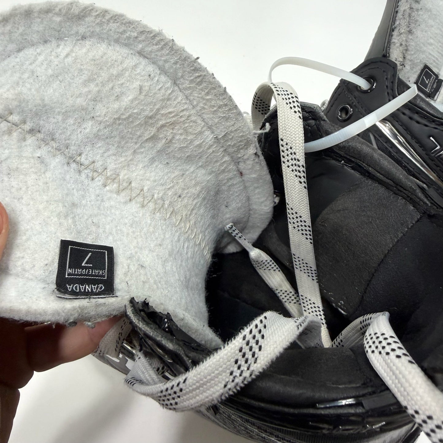 Used CCM Ribcor 70K Skates | Size 7 D | AB784