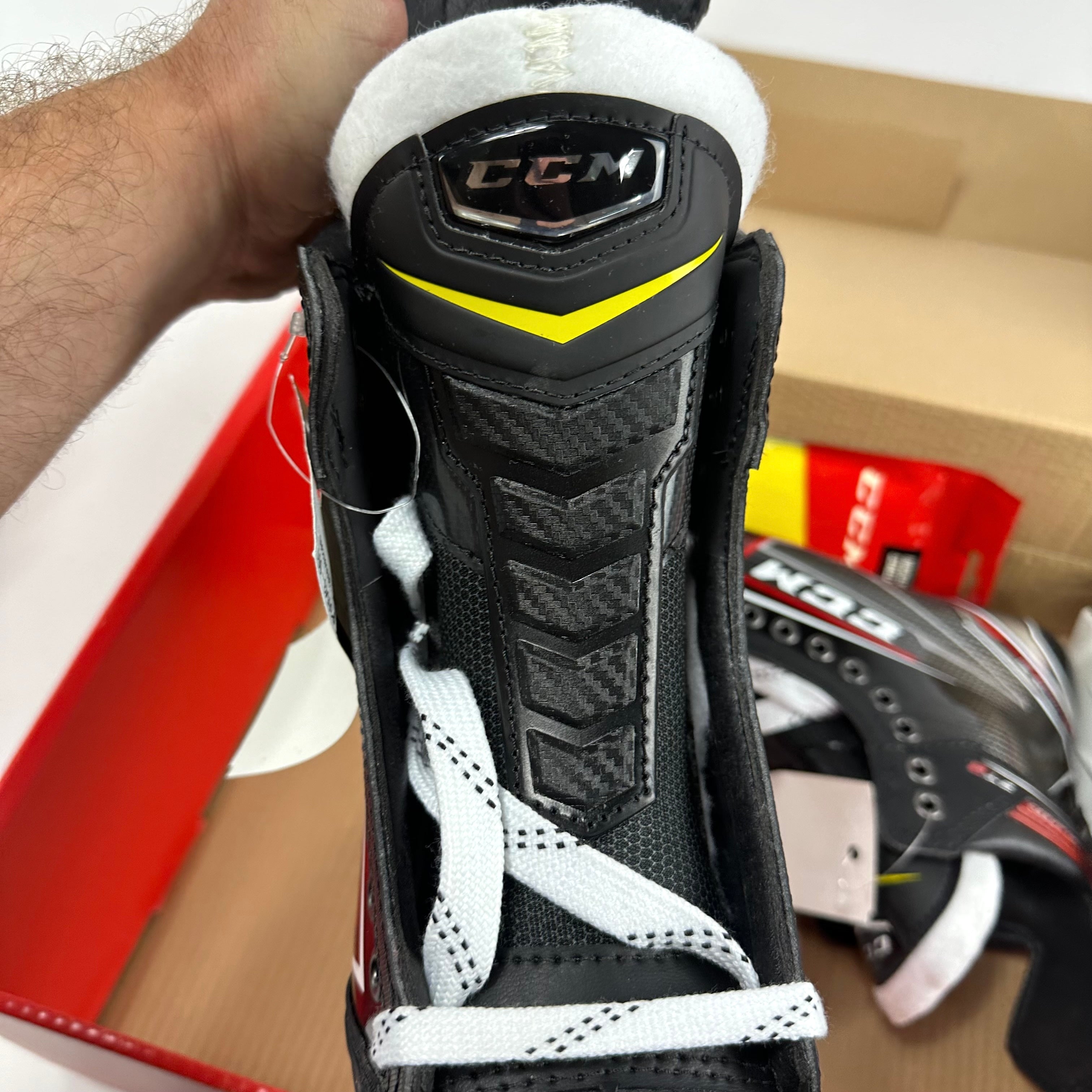 New CCM Jetspeed FT2 Skates | Size 9.5 | M305