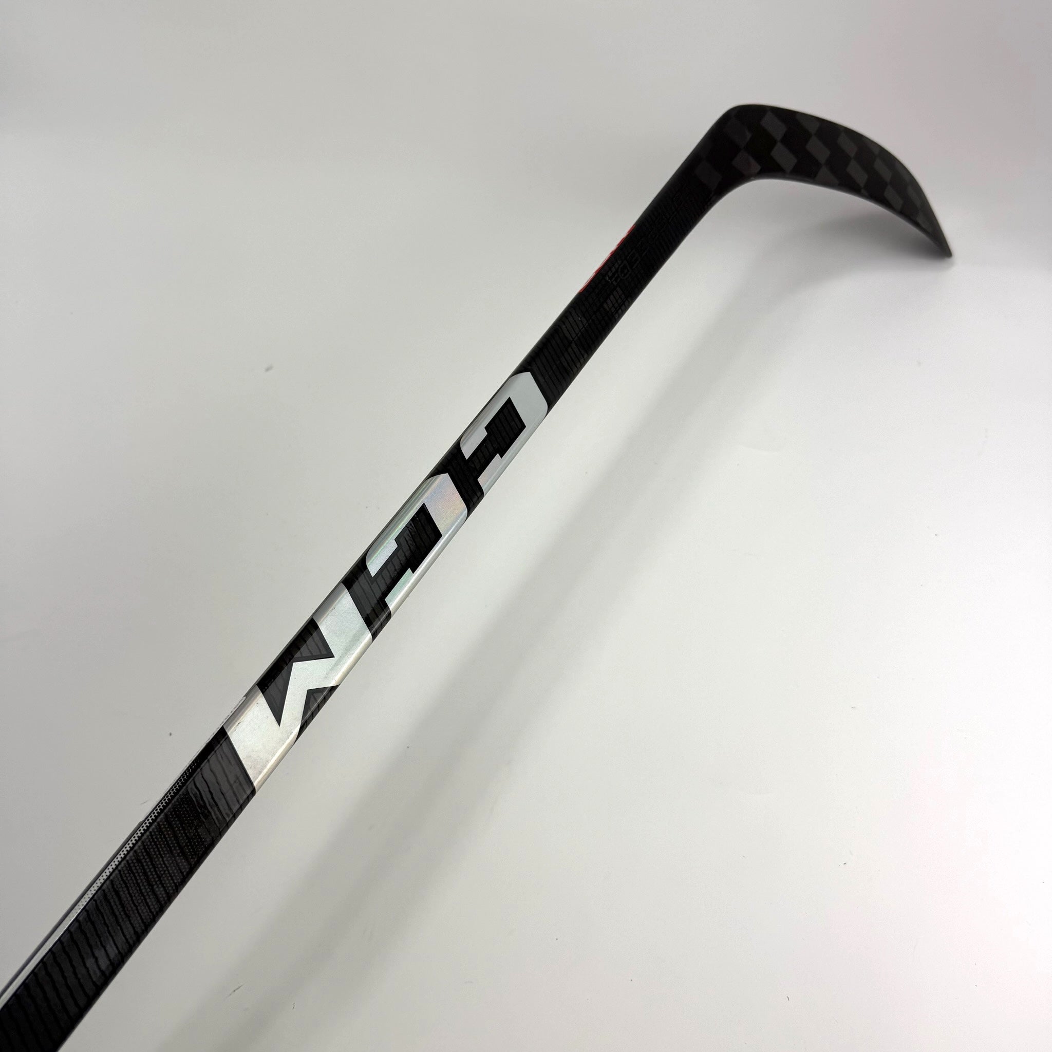 New Left CCM Jetspeed FT6 Pro | 80 Flex P28 Curve Grip | F380