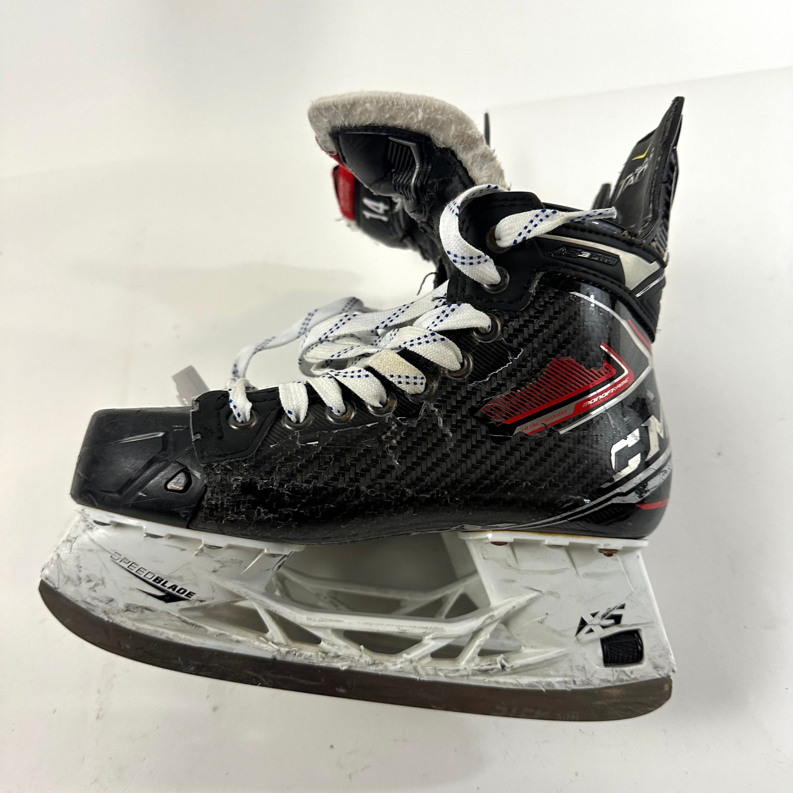 Used Red CCM Super Tacks AS3 Pro Skates | Size 5.5D | A222