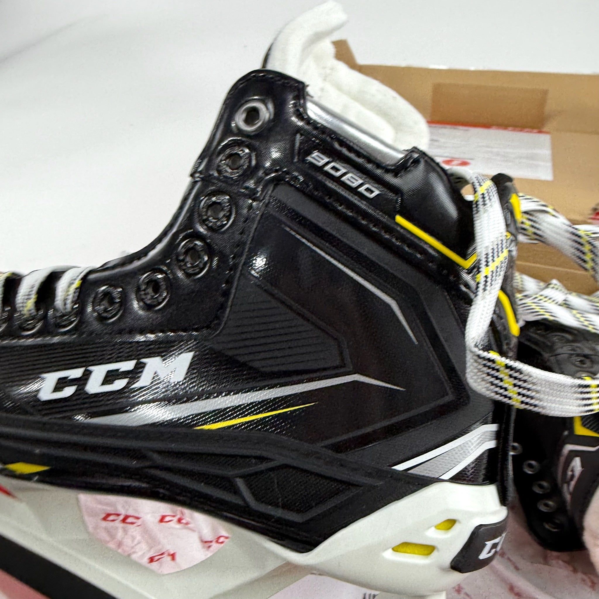 New CCM Tacks 9080 Goalie Skates | Senior 6 D | F462 - Top Flight Hockey