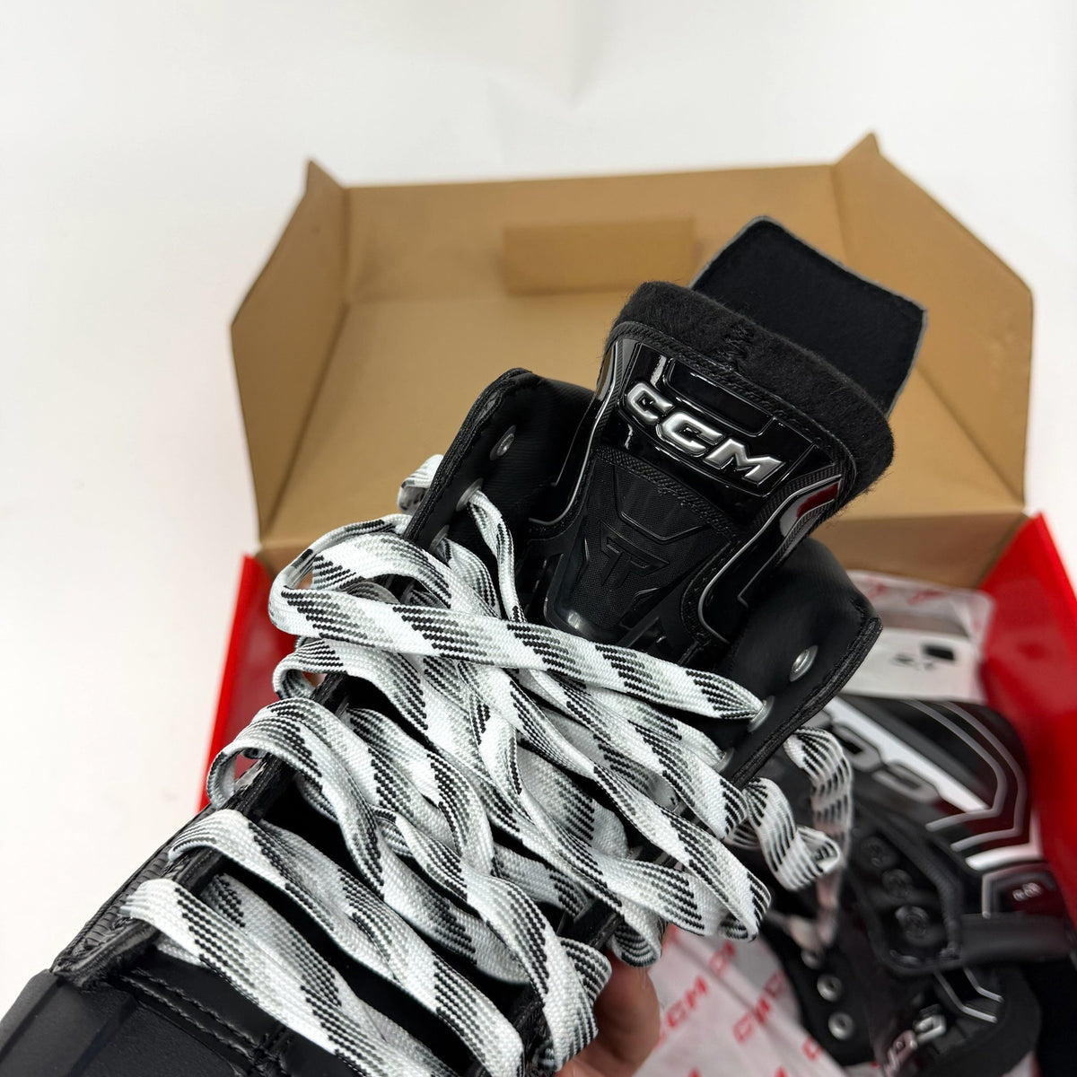 New CCM Tacks XR70 Skates | 8 Wide | AB105 - Top Flight Hockey